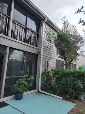 White Gutters Repair and Installation in Sarasota FL