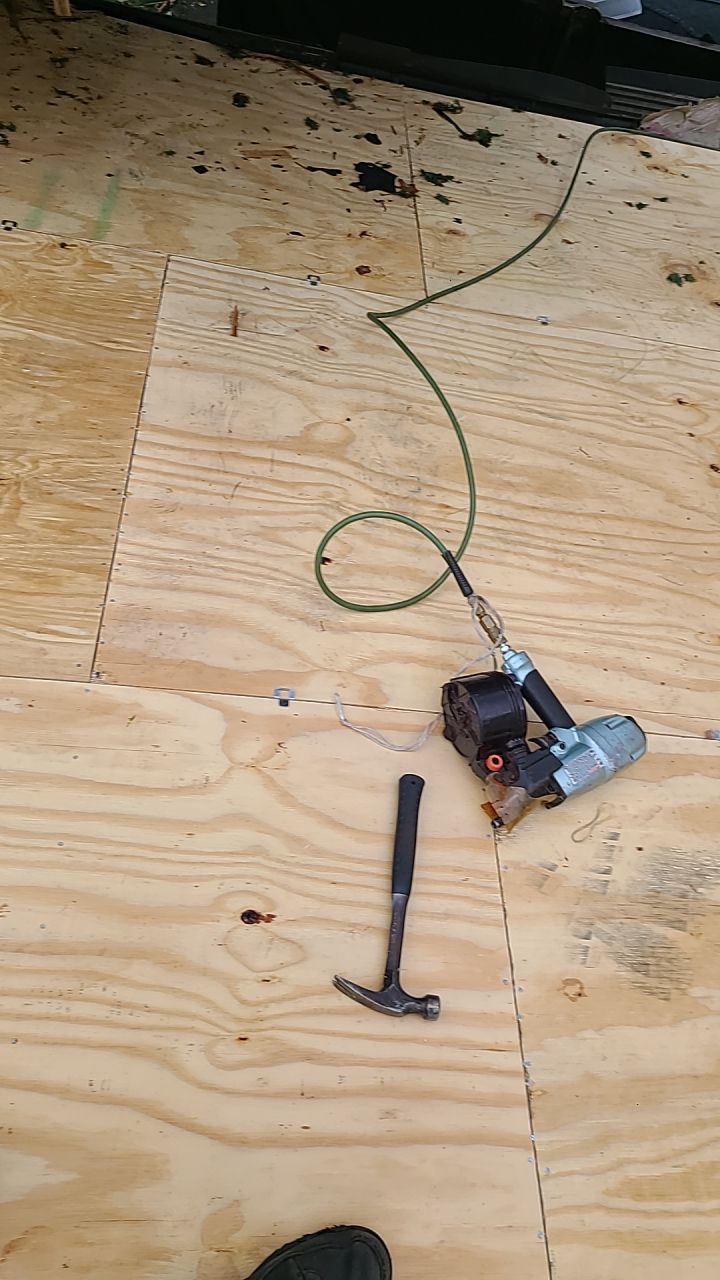 Springfield CertainTeed Charcoal Black Roof & CertainTeed Colonial White Siding by RM Banning, Inc.