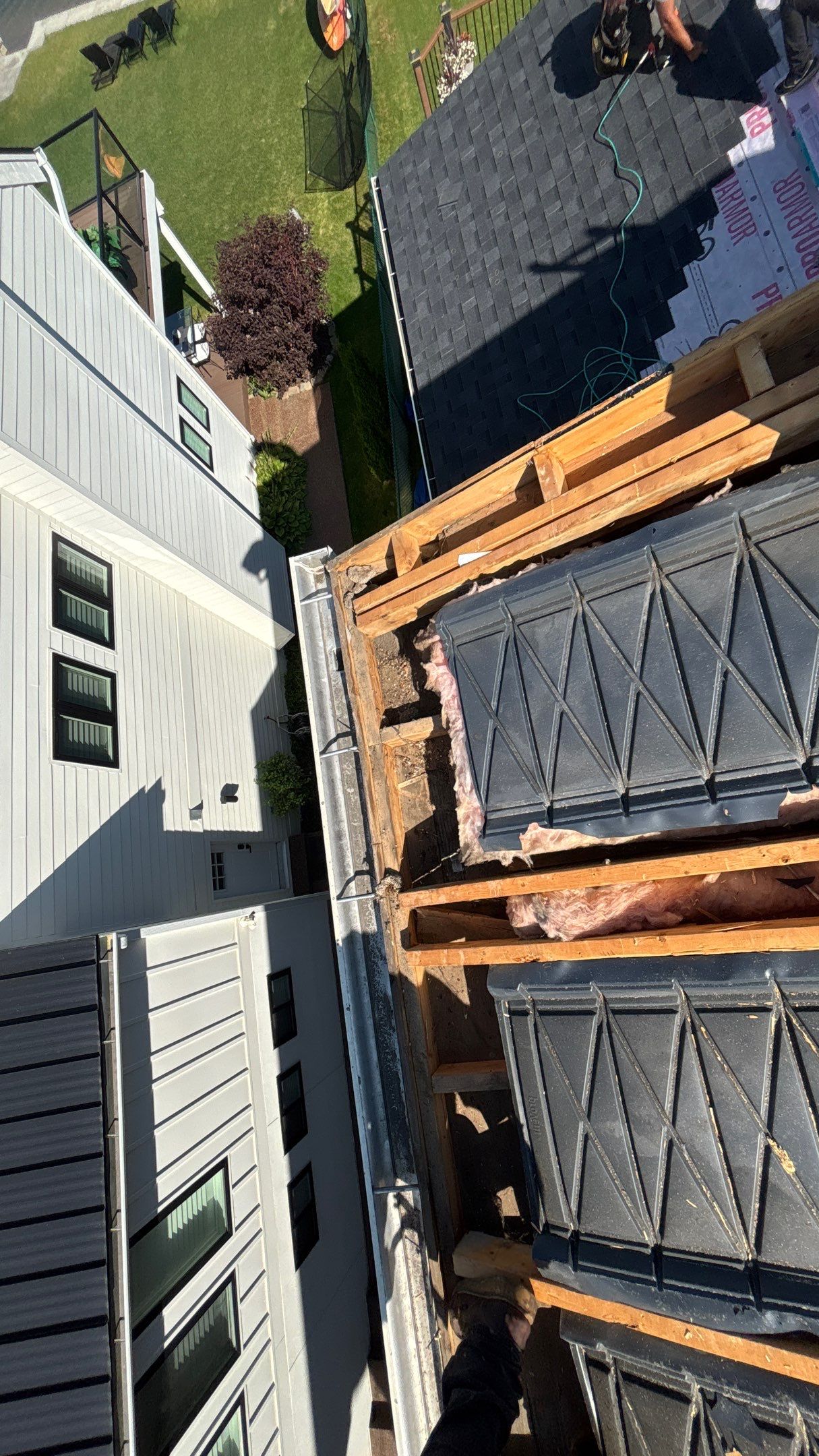 Roof Replacement using Owens Corning Onyx Black by 180 Contractors