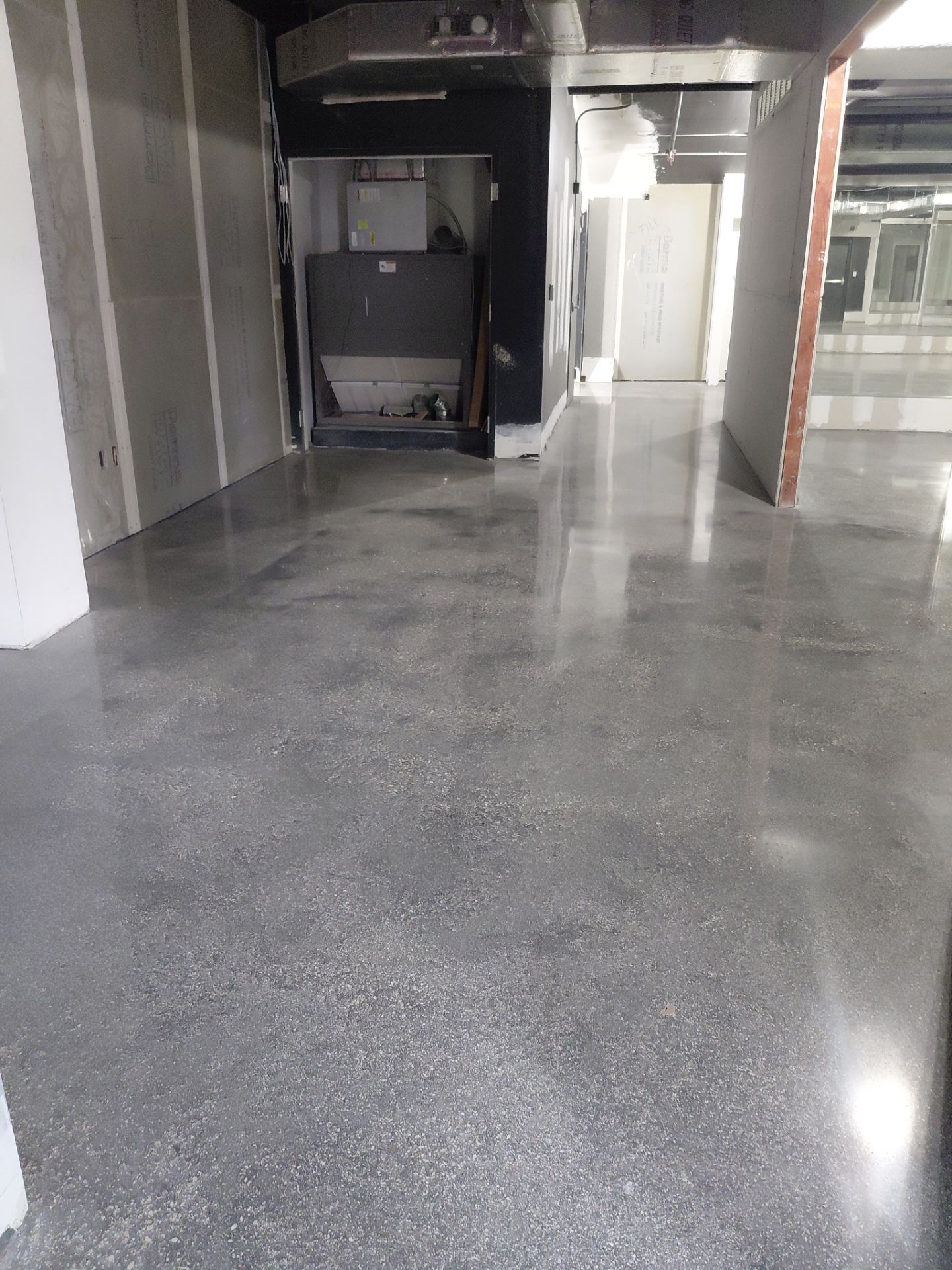 BodyRock Edgewater by Seamless Surfaces