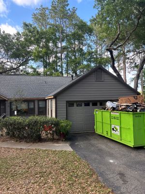 Roofers in Haile Plantation, Florida