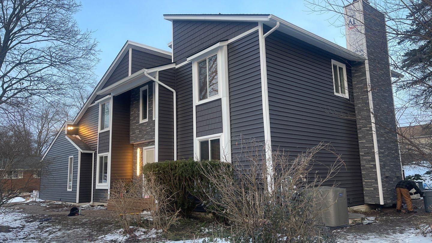 CertainTeed Monogram D5 Slate + Owens Corning Duration Colonial Slate by 180 Contractors