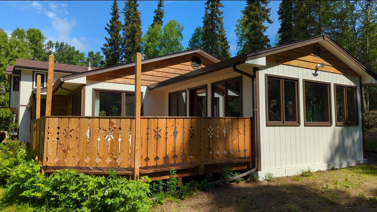 Beautiful Exterior Refresh by Midnight Sun Painting