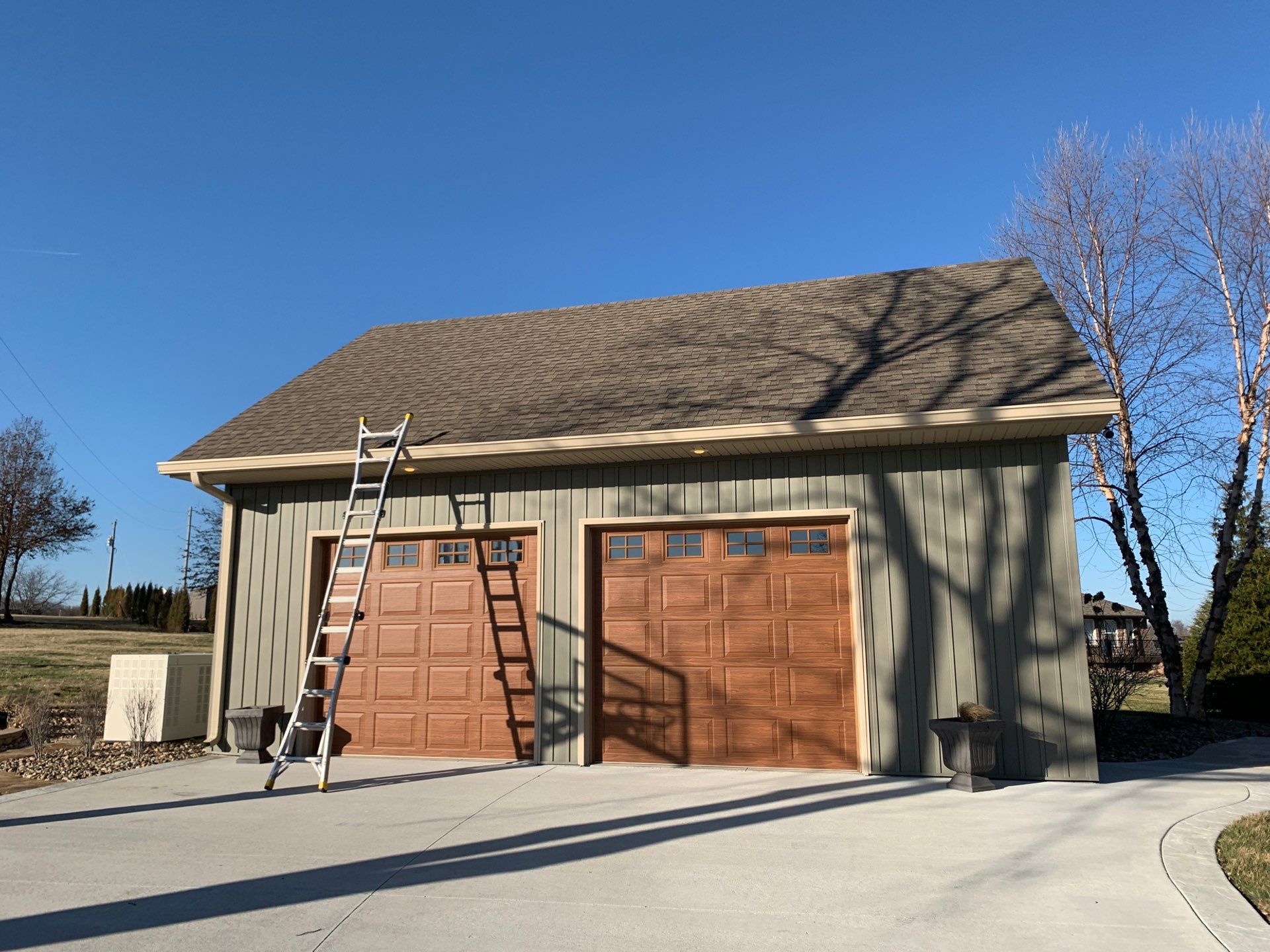 Lake Life = No Maintenance  !! by EEC  Windows, Siding & Roofing 