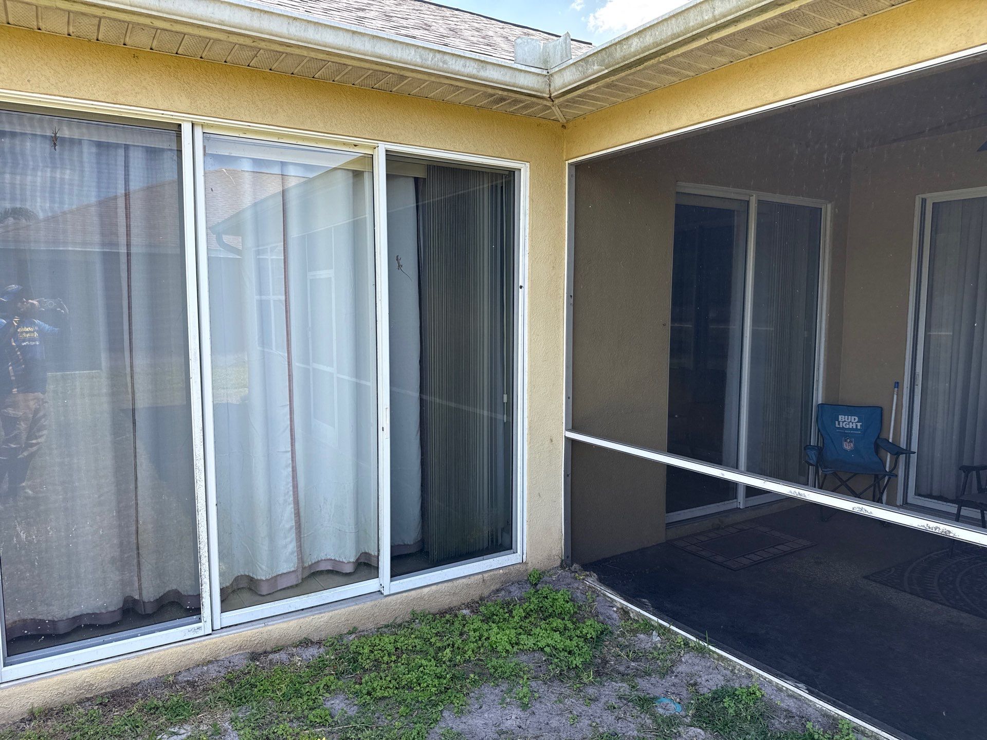 Driveway & Rear Wall Soft Wash | Lexington Community | Parrish, FL | Sunshine AquaWash by Sunshine AquaWash
