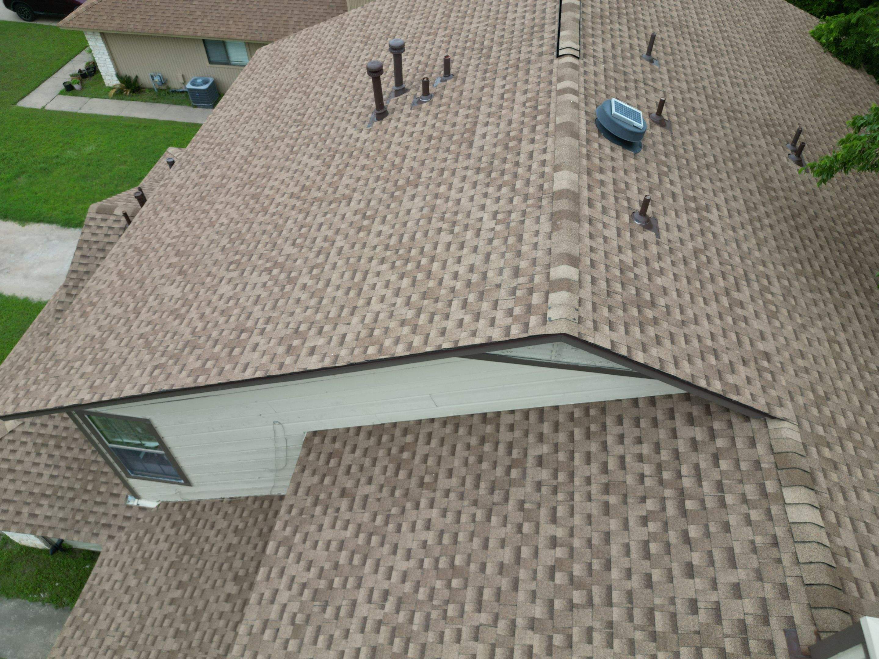 Shakewood - GAF Timberline HDZ by RoofsOnly.com