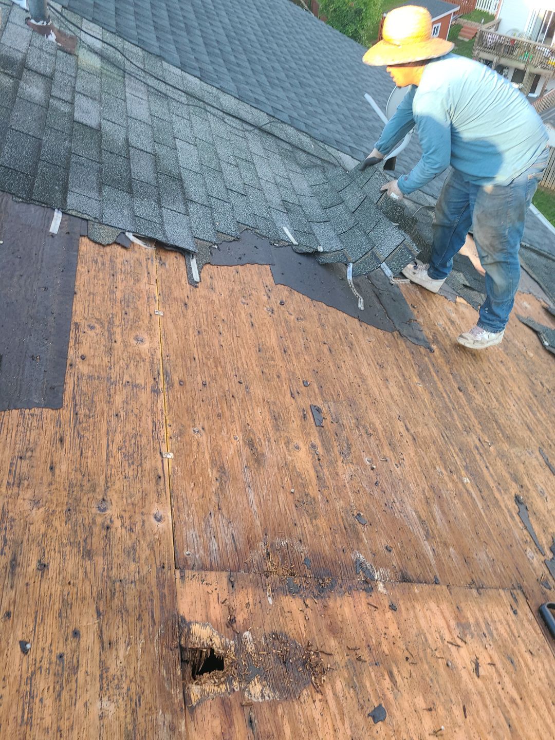 Woodbridge: Residential Roof Replacement with CertainTeed Landmark Shingles in Charcoal Black by RM Banning, Inc.
