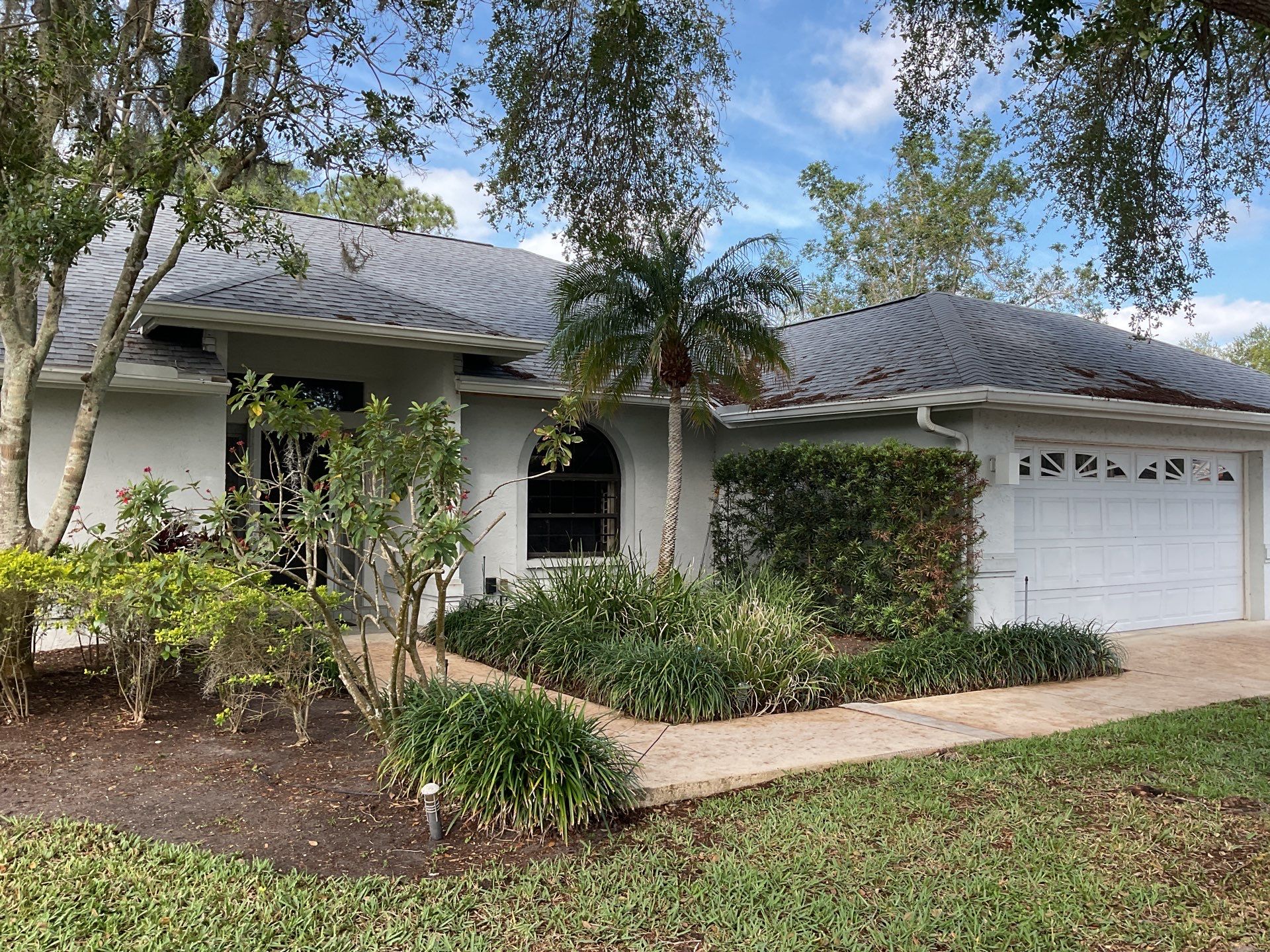 Gutter Guard System for a Leaf-Free Home in Sarasota FL by Gutter Professors