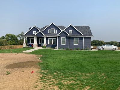 Custom New Home Construction With Modern Finishes in Malmo