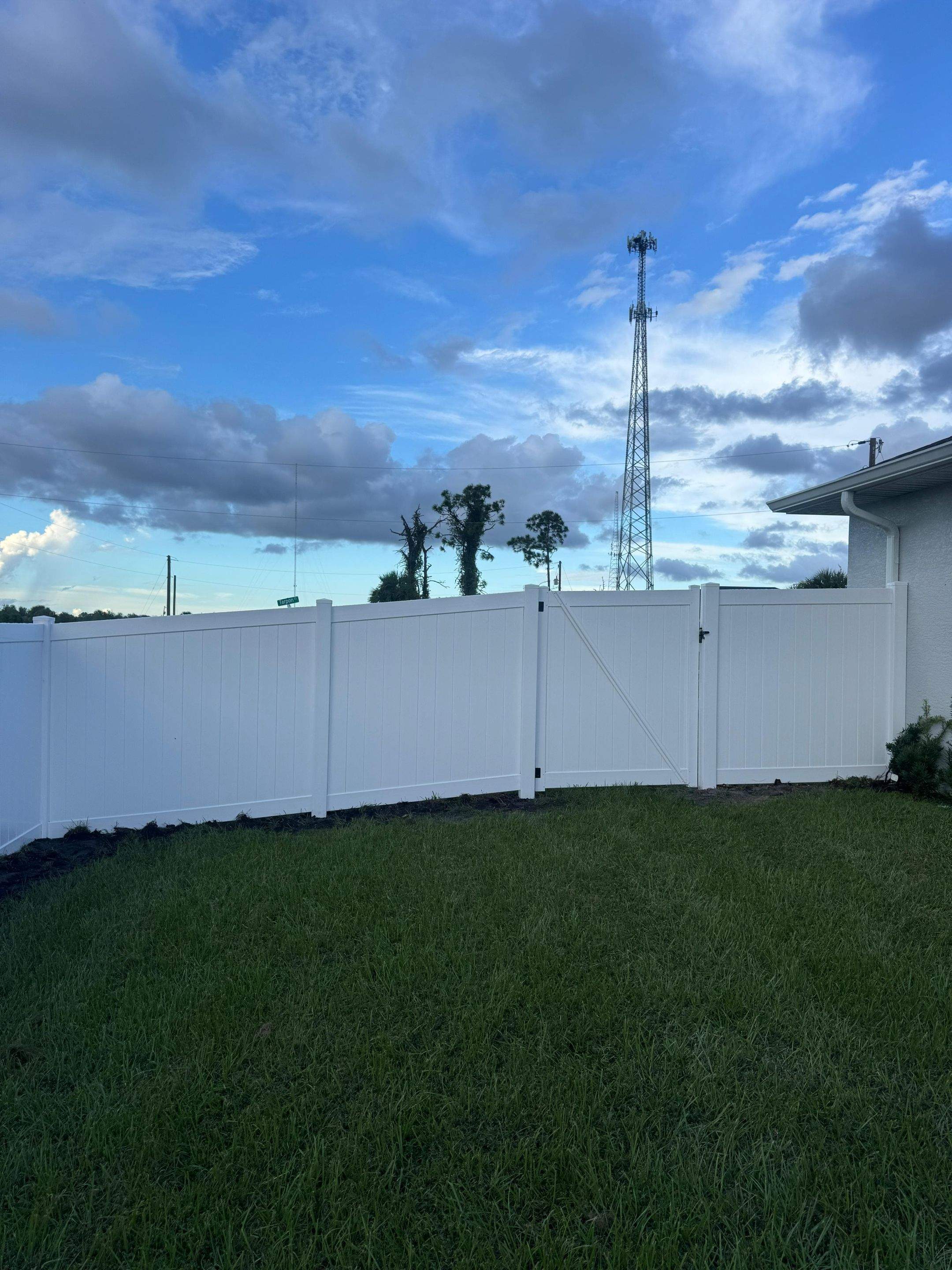Vinyl Install in Placida by True Fence LLC