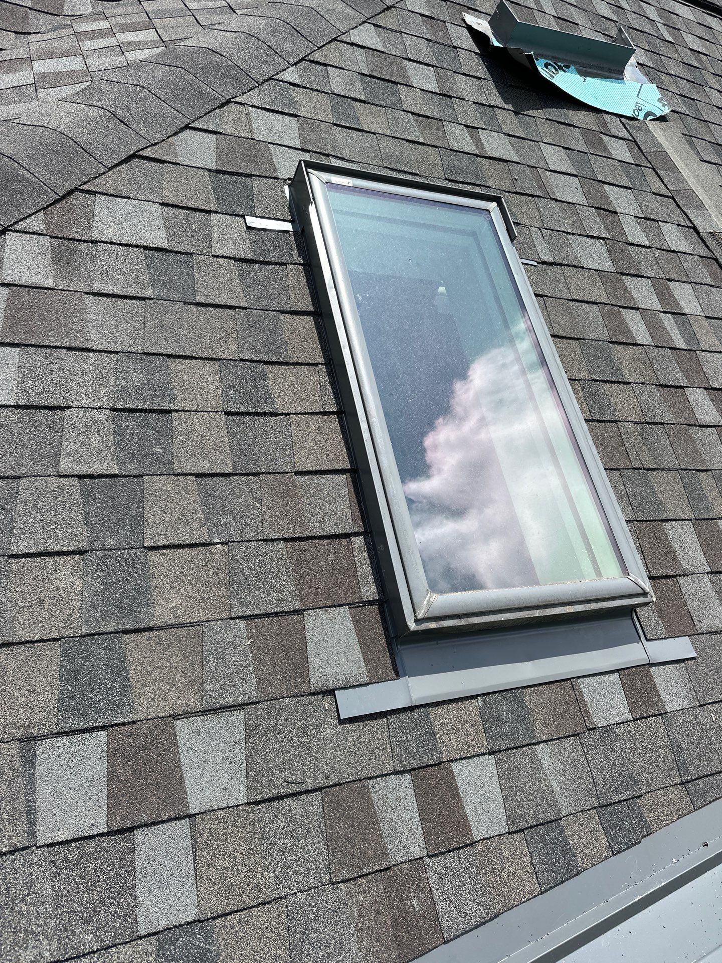 Residential Roofing Installation using GAF Timberline HDZ and Standing Seam Metal by Undersun Roofing 