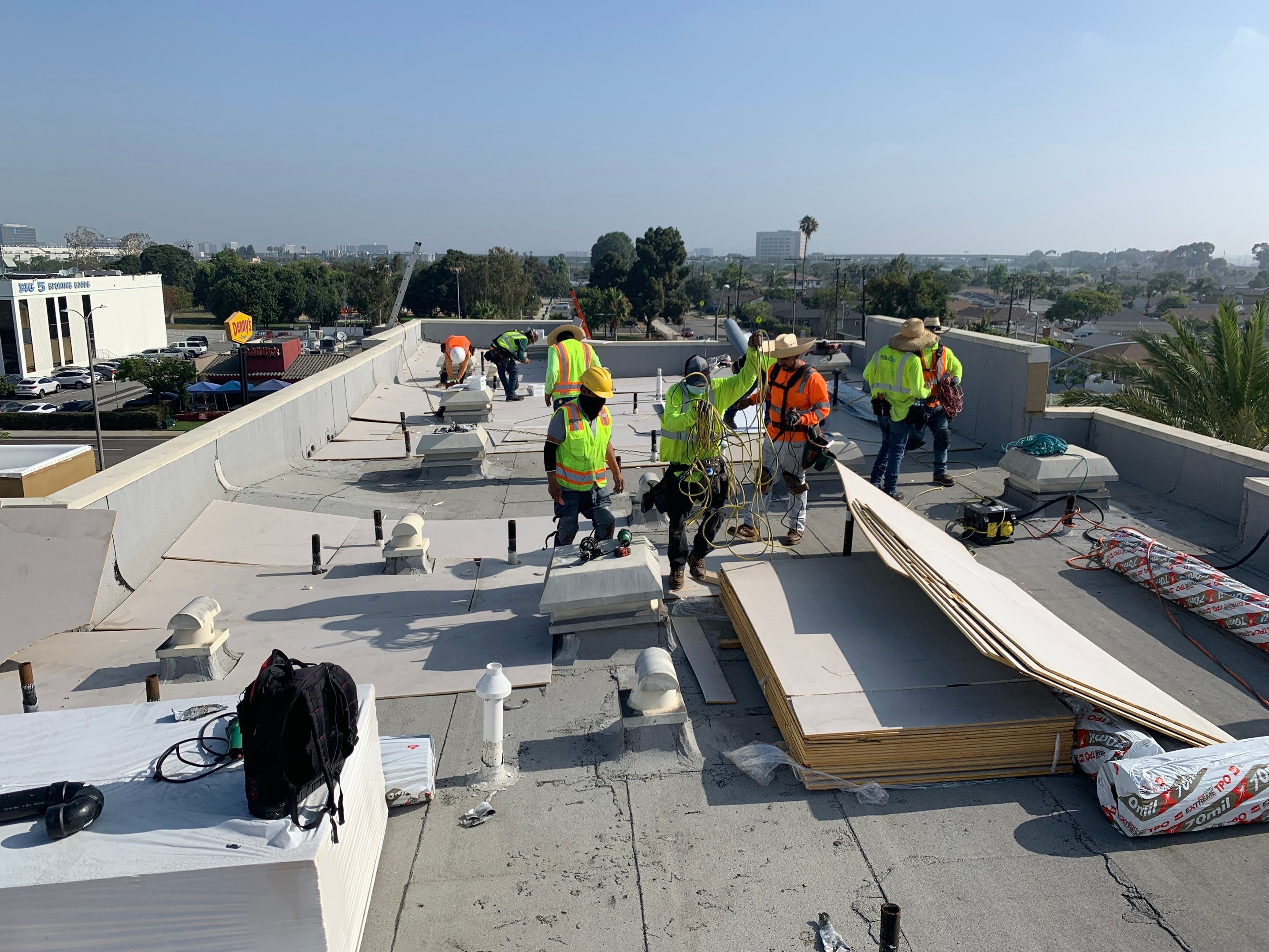 360 @ EL SEGUNDO by LA Roof Systems Corporation