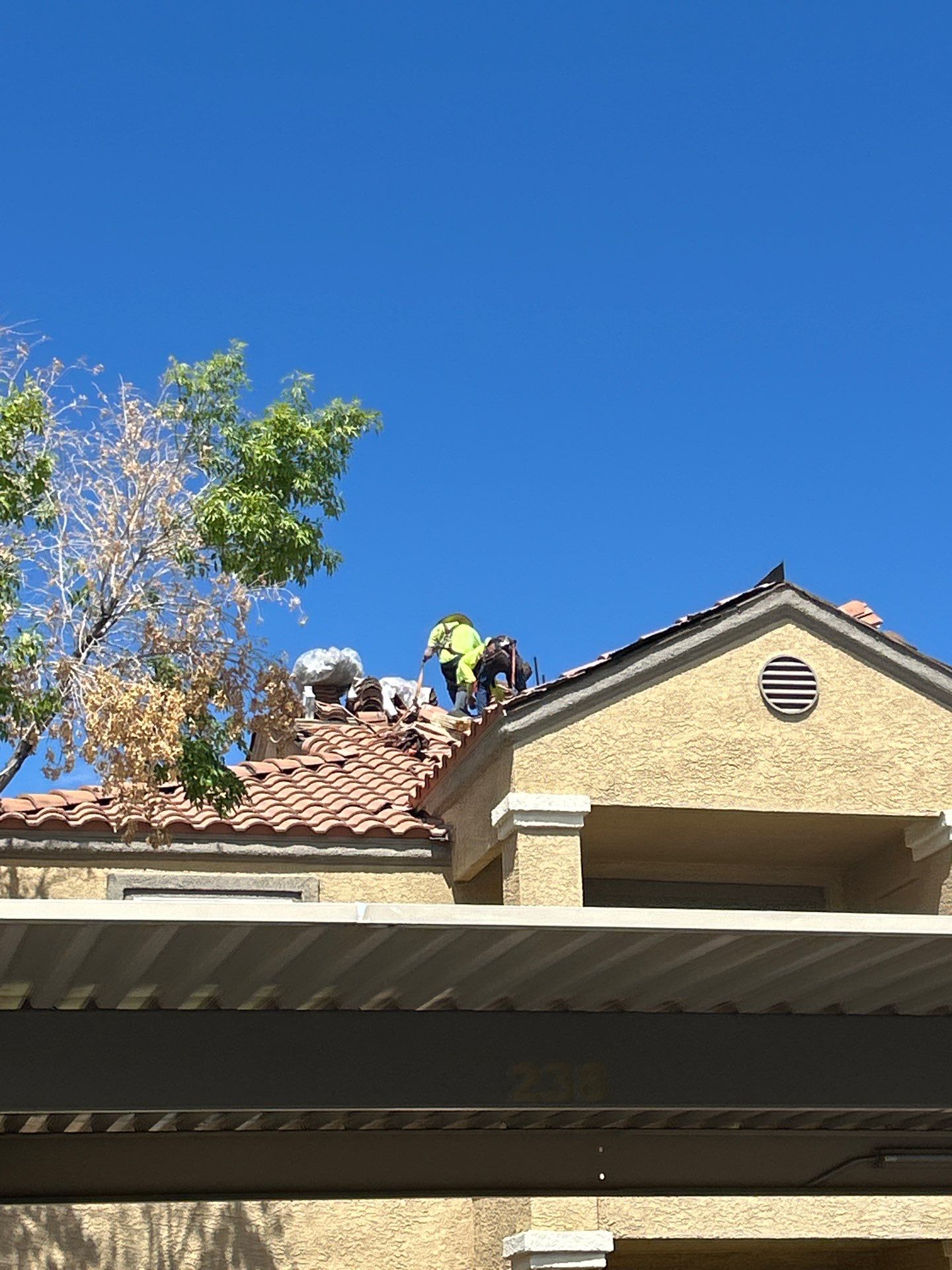 L15364-Latigo Condos by The Original Roofing Company