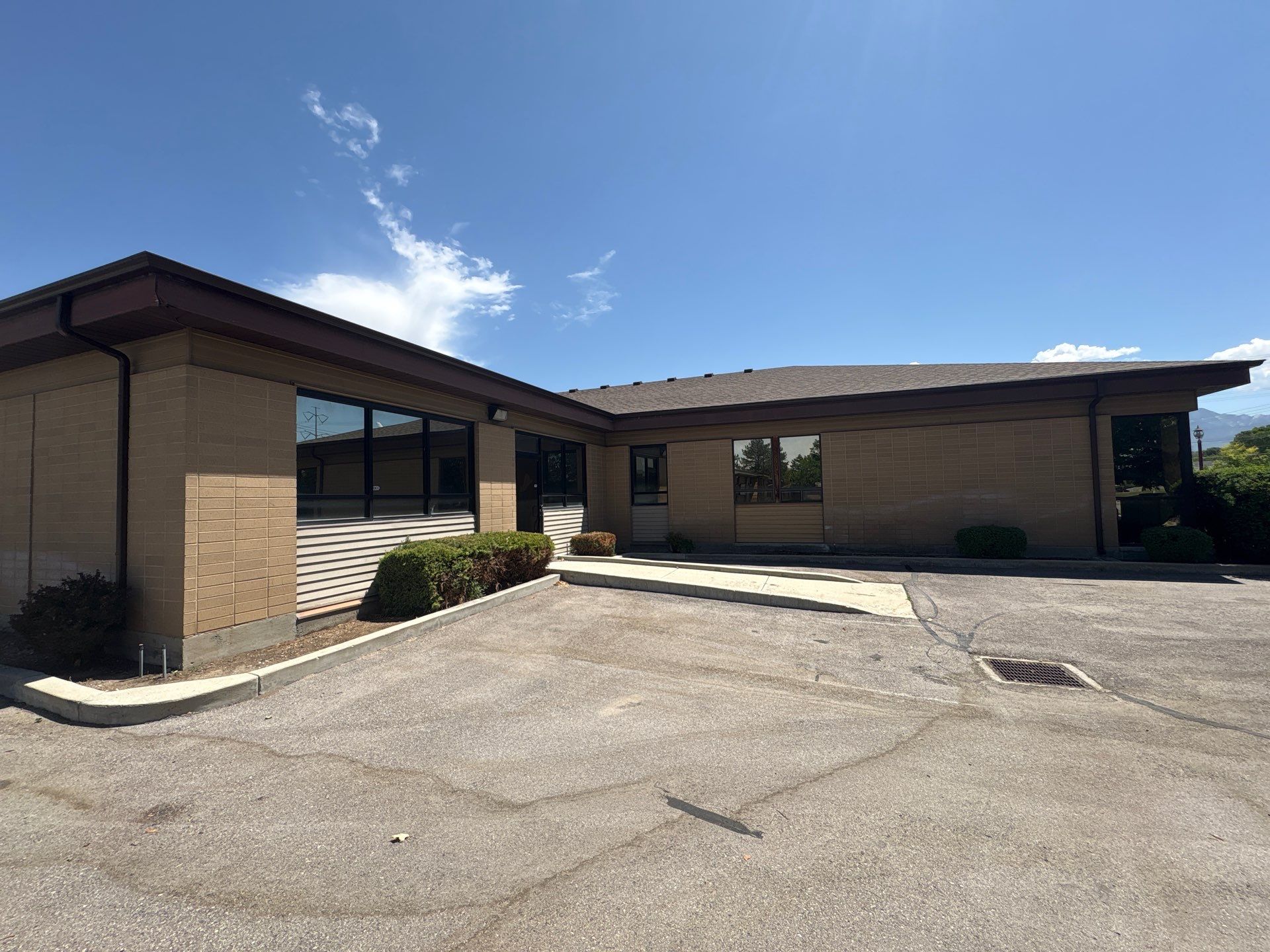 Commercial space by Gutter Boys 