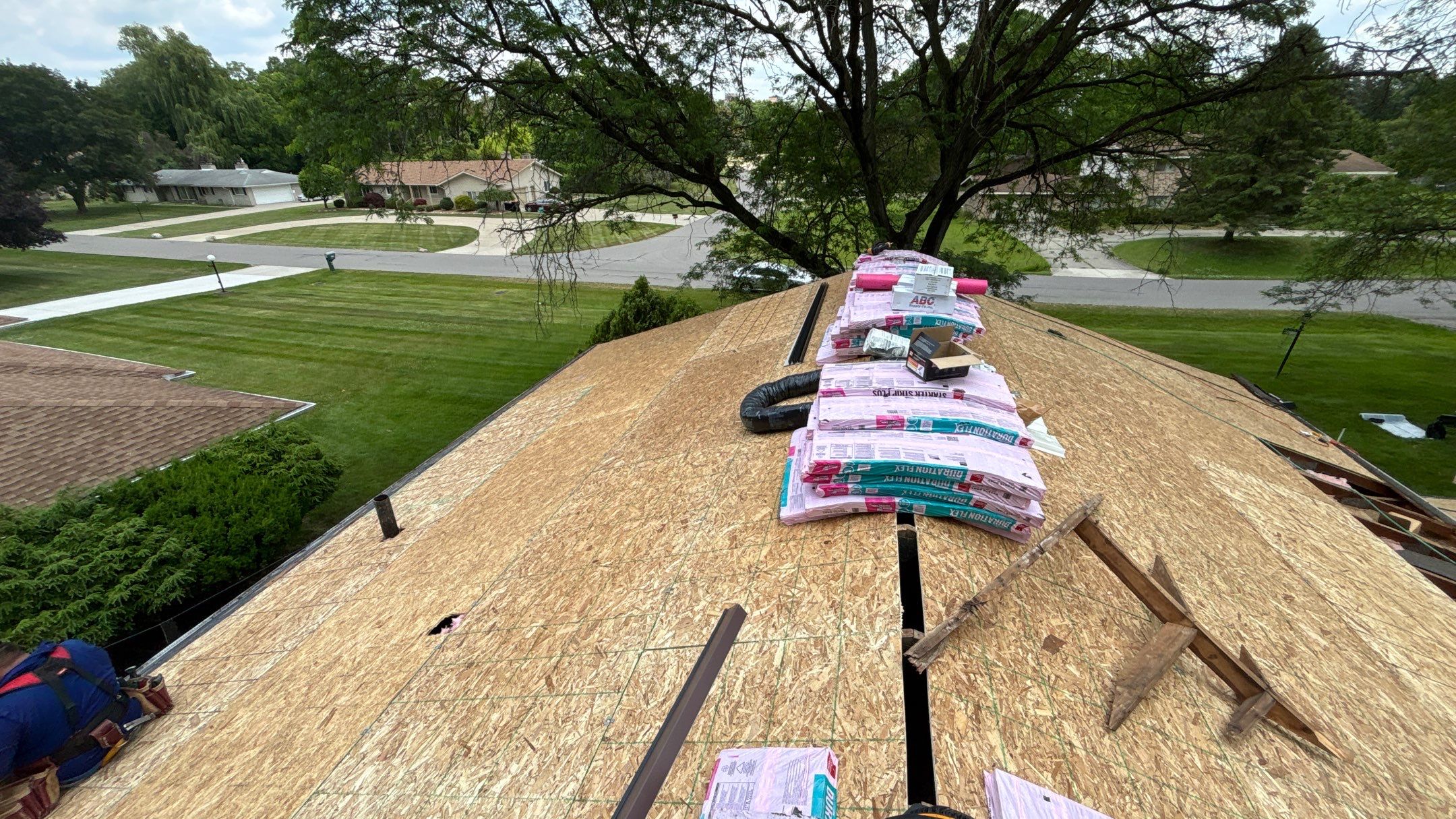 Roof Replacement using Owens Corning Estate Gray by 180 Contractors