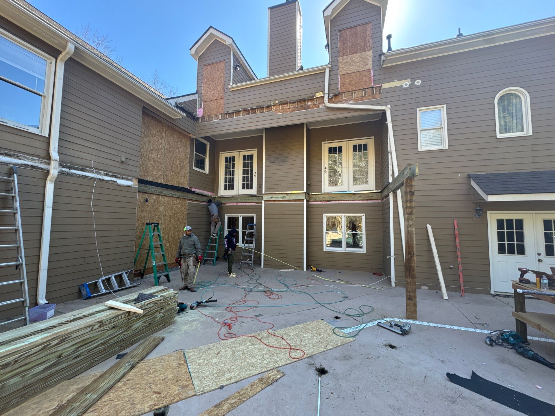 Elevated Deck and Screened-In Porch Replacement in Powder Springs by Swift Home Renovations