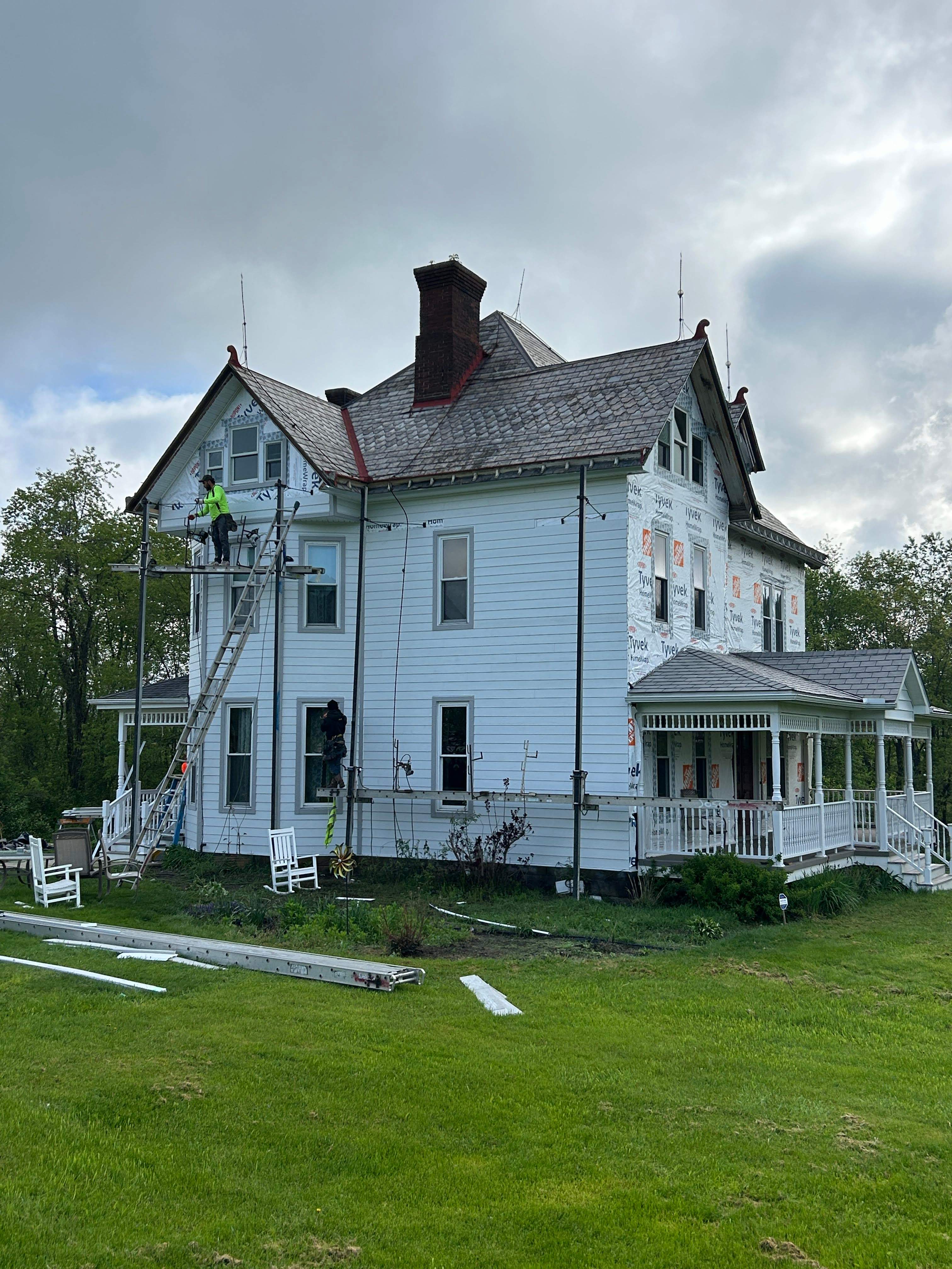 James Hardie Siding Renovation for Evans City Victorian Farmhouse by Ideal Siding Pittsburgh