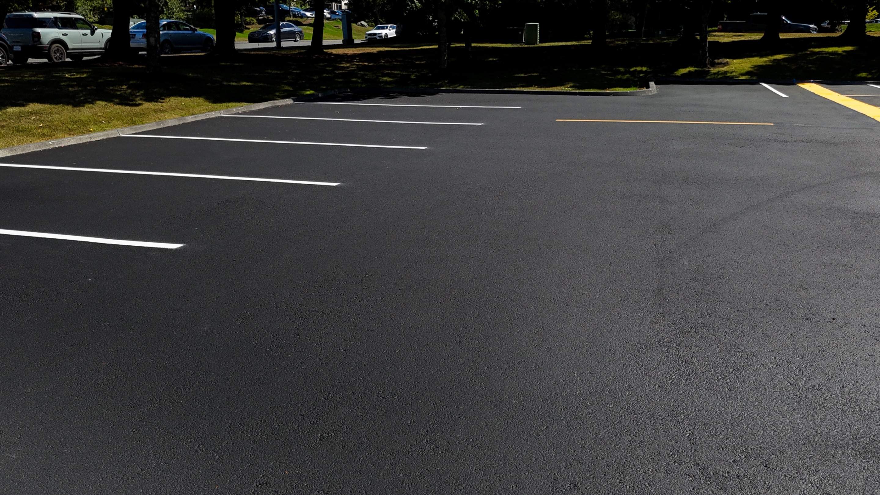 Sealcoating & Asphalt Patch Repairs | Everett  by Jireh Asphalt & Concrete Inc 