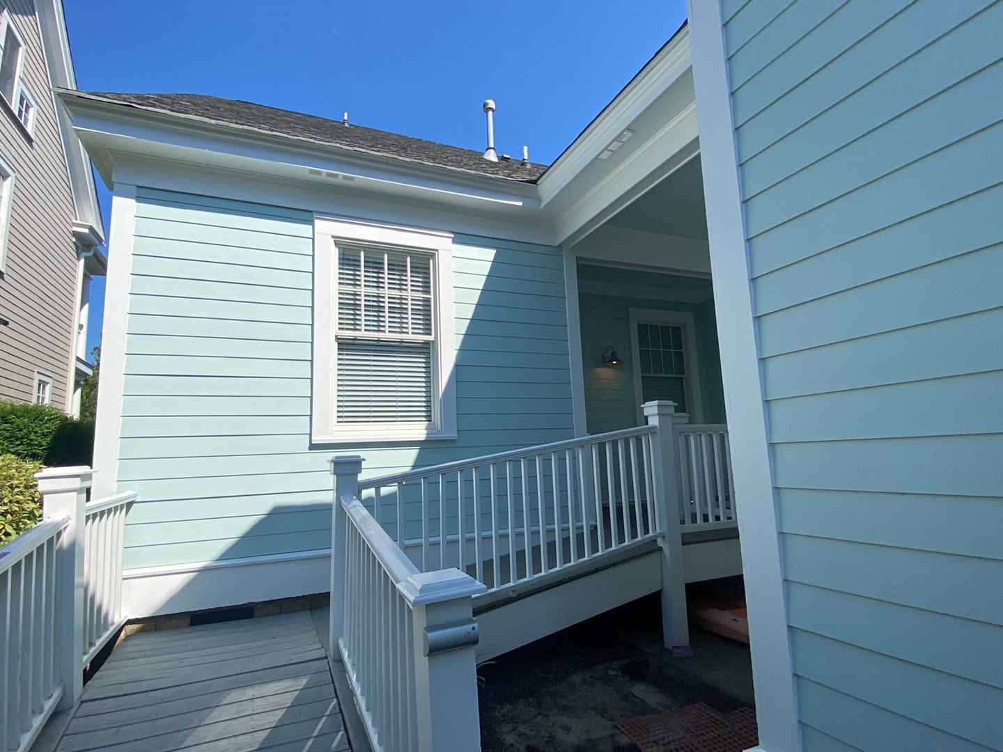 East Beach 25th Bay St by AKK Painting LLC