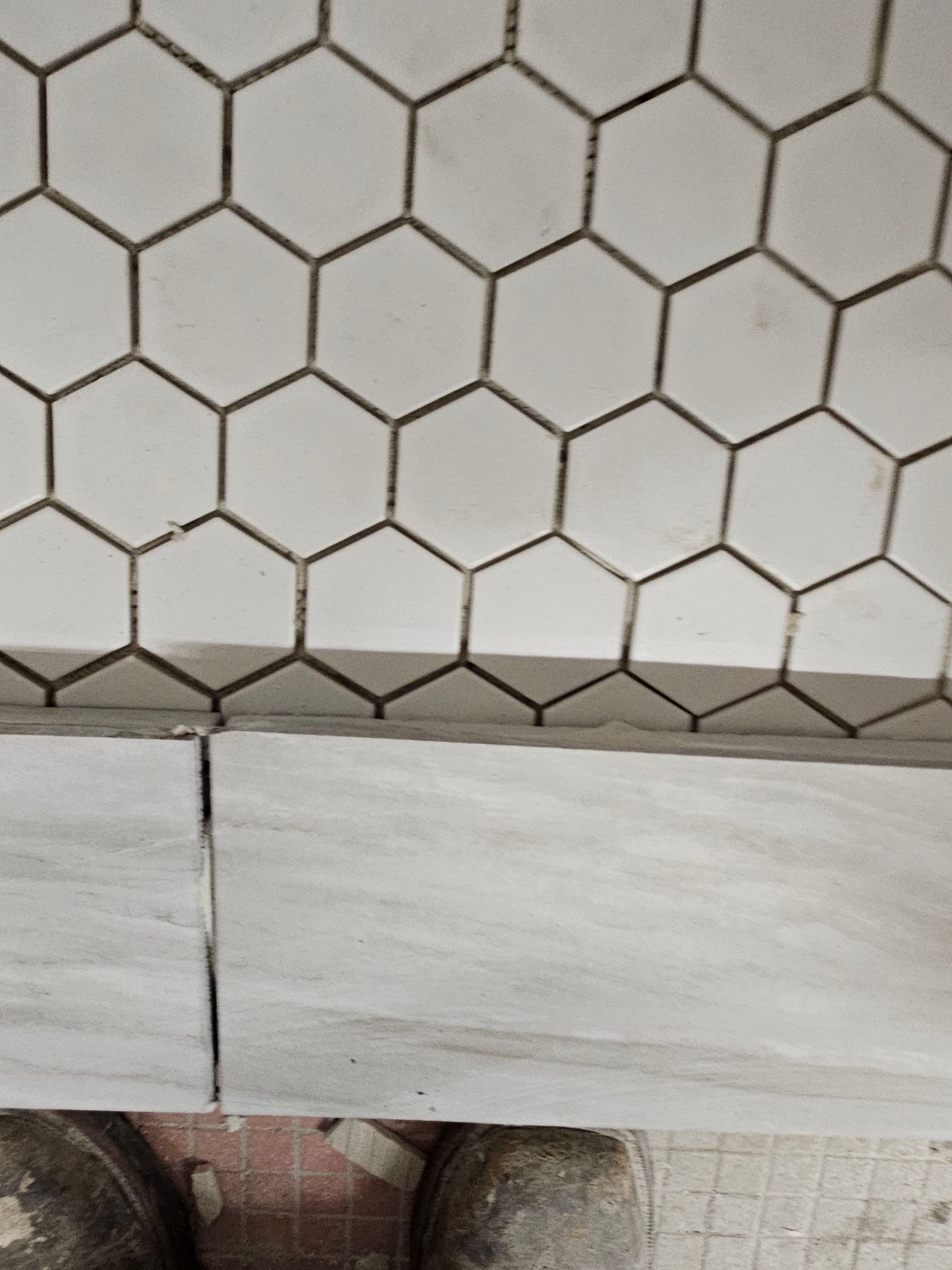 Showers & Storage by EL-GC LLC 