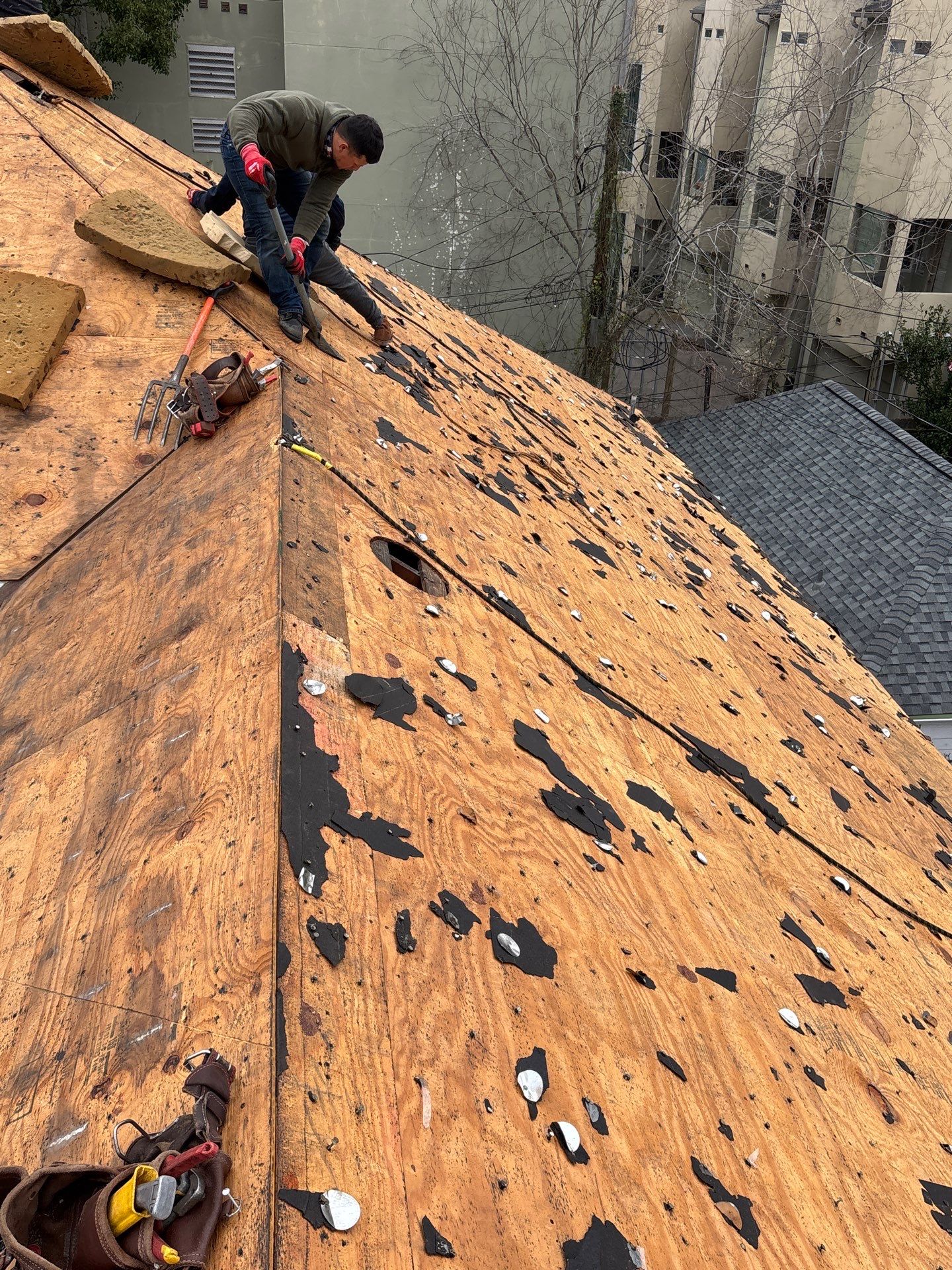 Roof Replacement Houston by Roof Repair Company