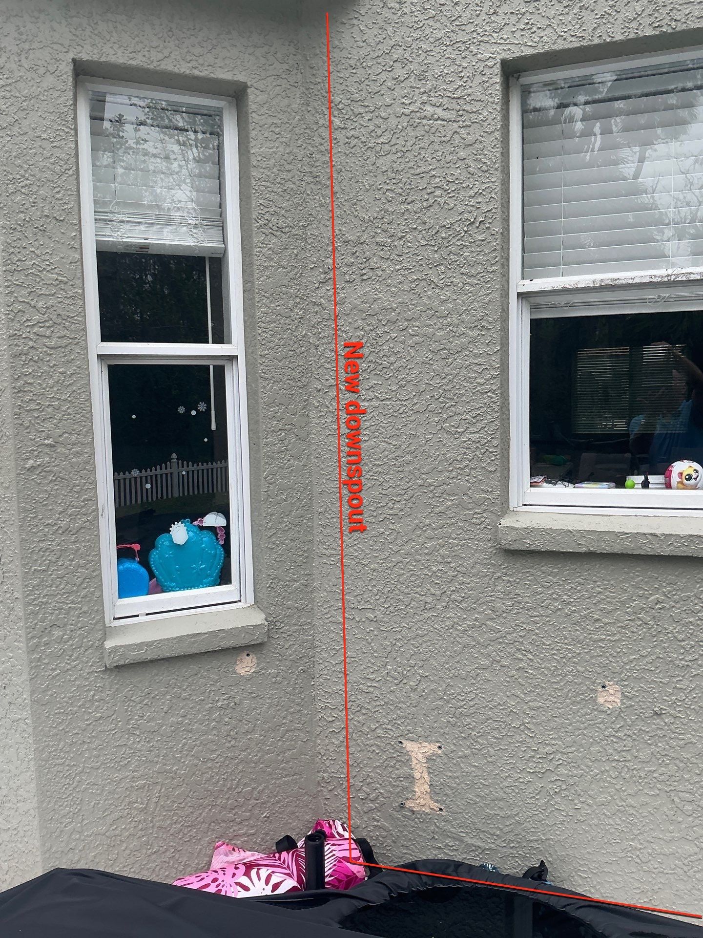 White 6'' Seamless K-style Gutters and Downspouts in Wesley Chapel, FL  by Gutter Professors