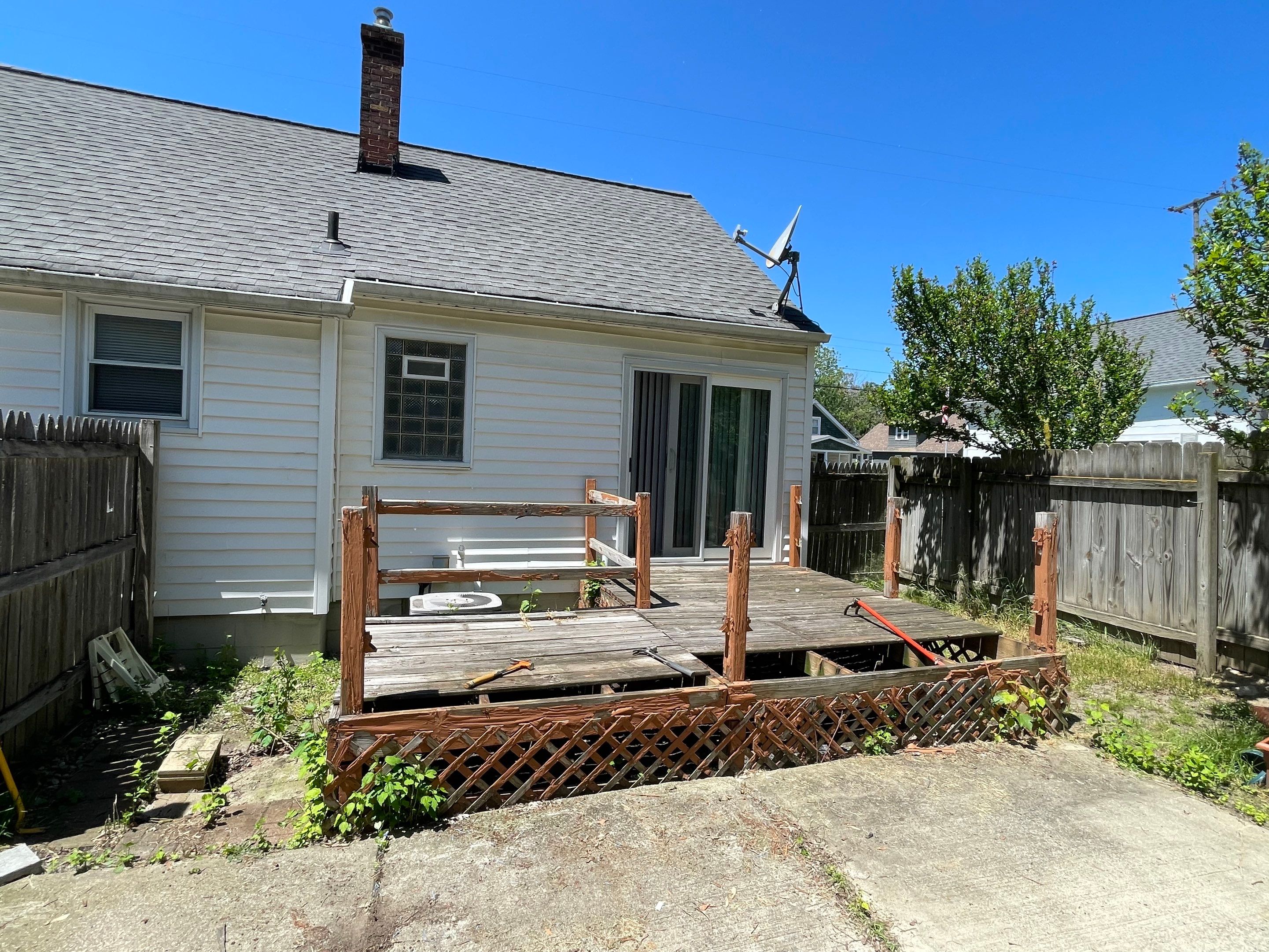 3 Seasons Room by Avalon Roofing and Exteriors