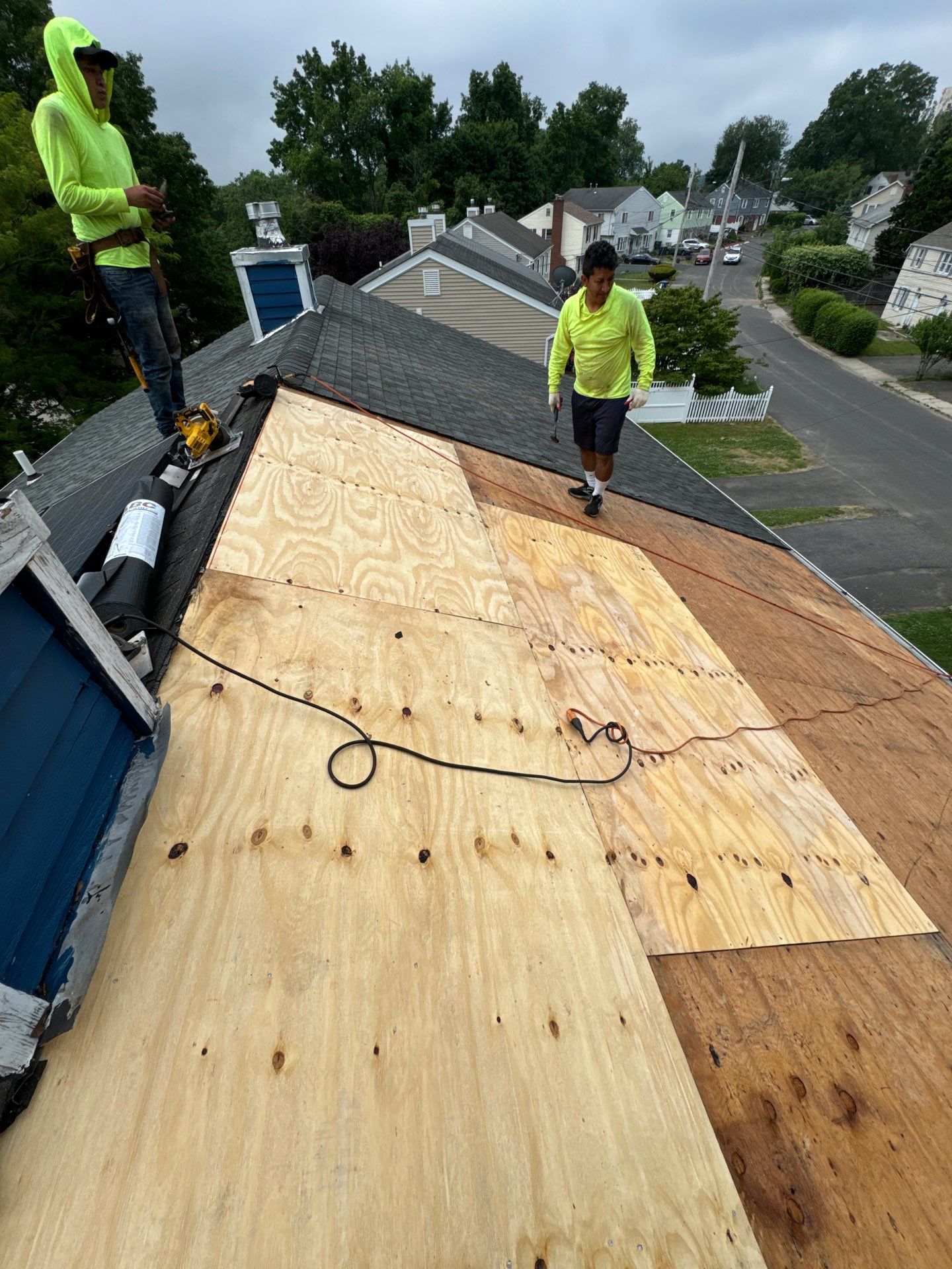 Harbor Blue Shingles by Reimagine Roofing
