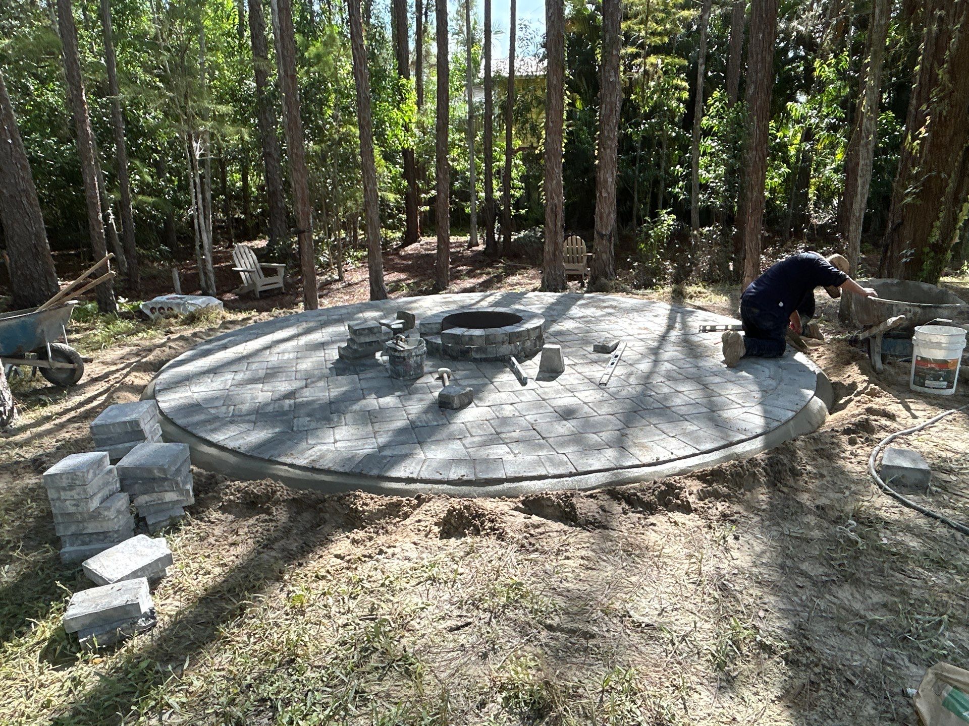Fire pit and seating area/Oaks Blvd Naples by Old Town Pavers Llc