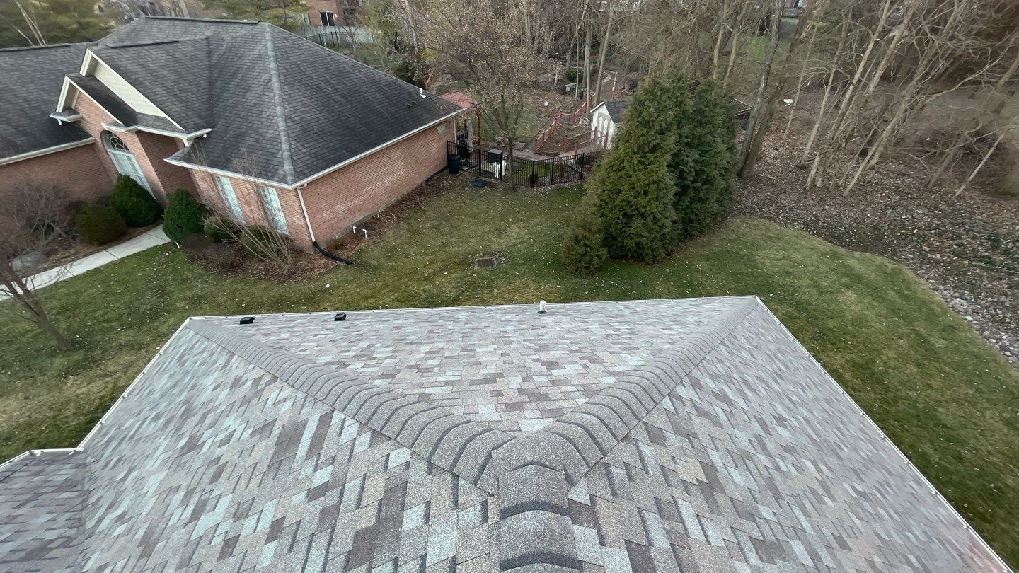 Roof replacement using Driftwood Duration by WIW Enterprises Inc