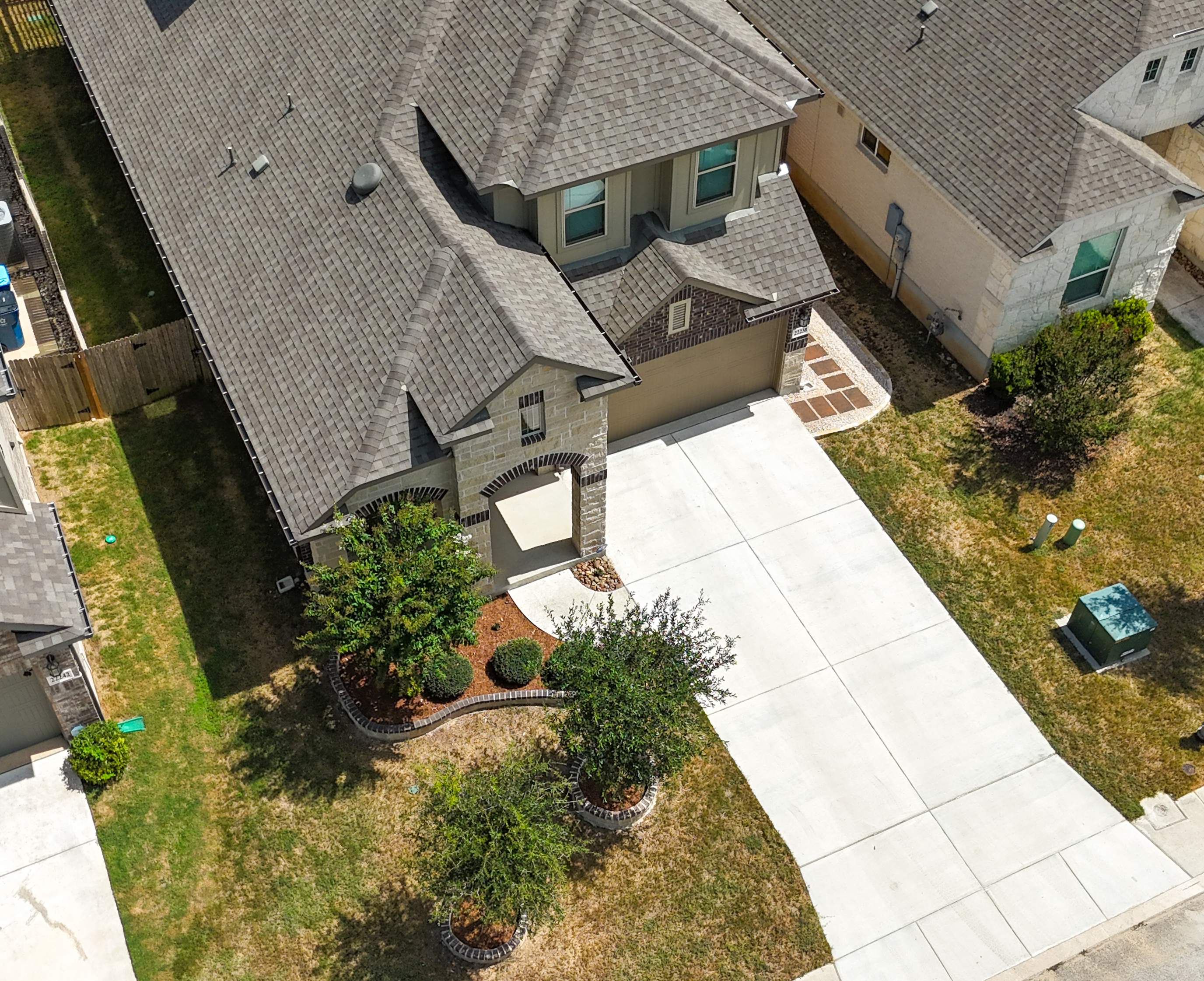 Wortham Oaks - San Antonio, TX by Hole In One Lawns, LLC