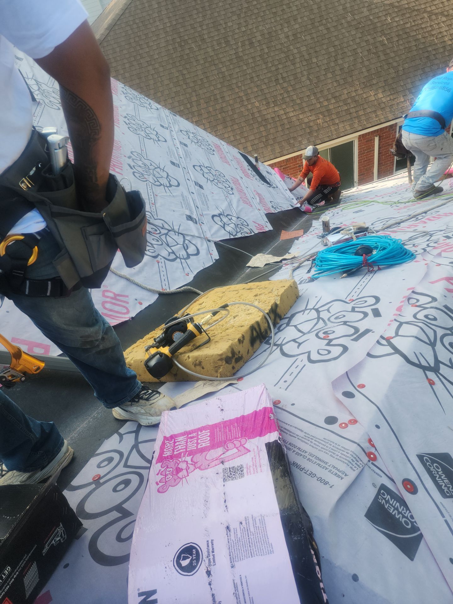 Roof Installation Houston by Roof Repair Company