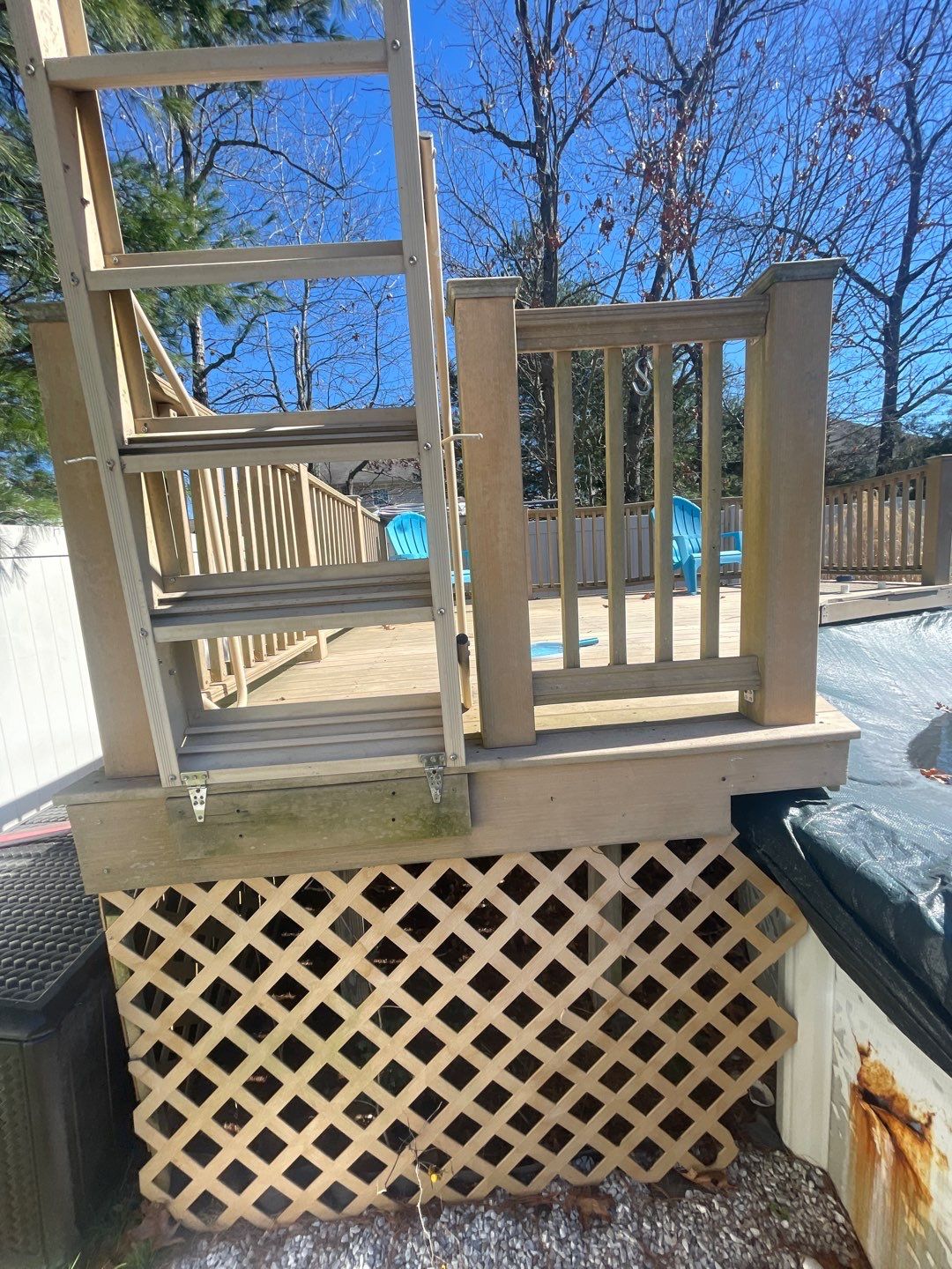 Fence Cleaning-Vinyl & House Wash by SJ Exterior