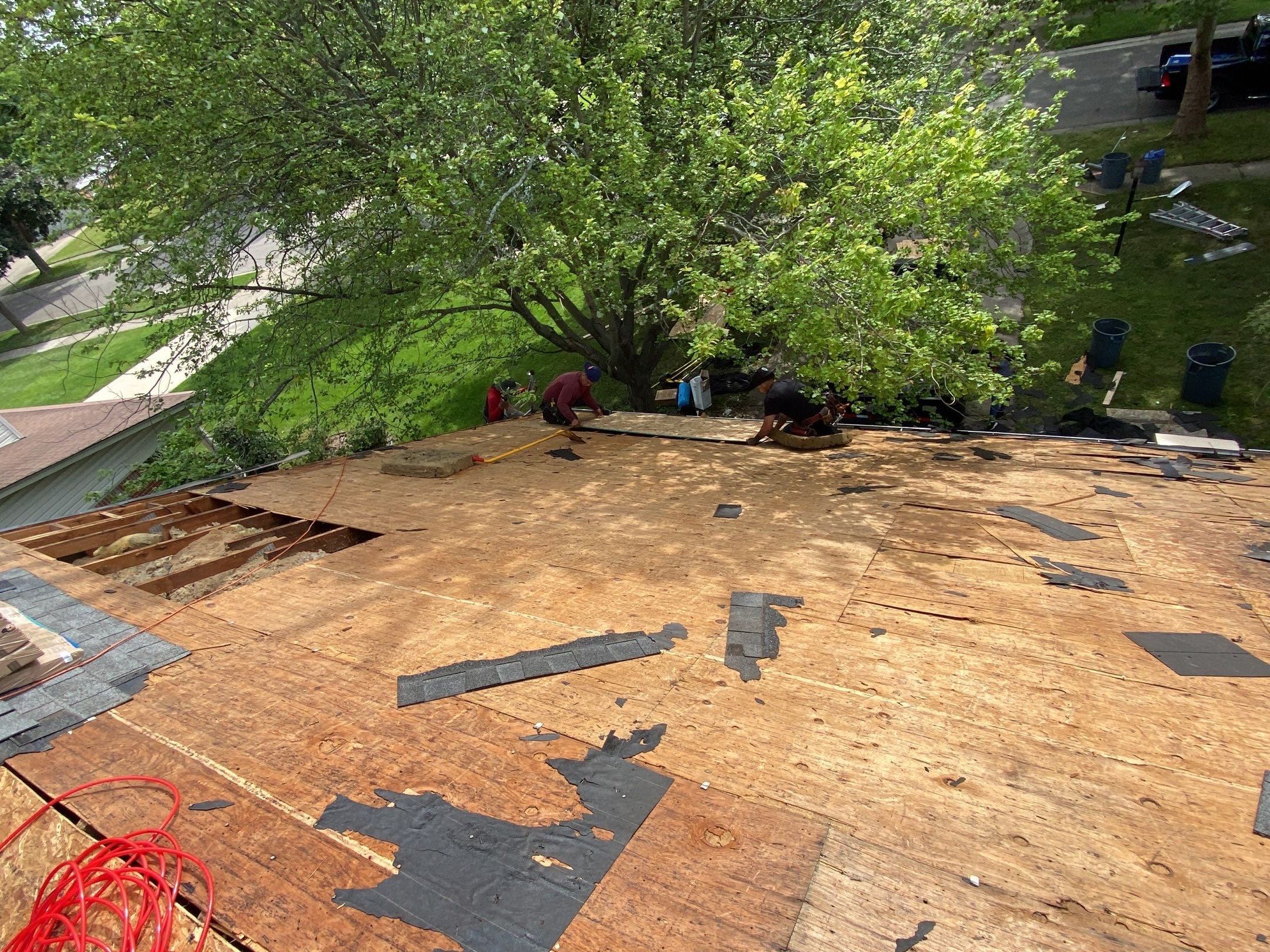 Roof Replacement using CertainTeed Landmark by 180 Contractors