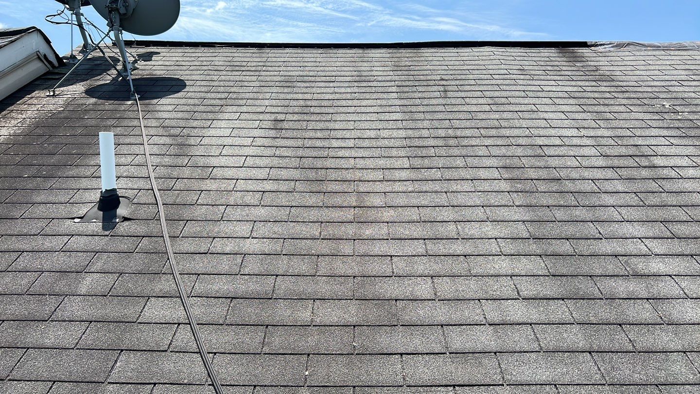 Sterling: CertainTeed Landmark Designer Shingles in Pewter by RM Banning, Inc.