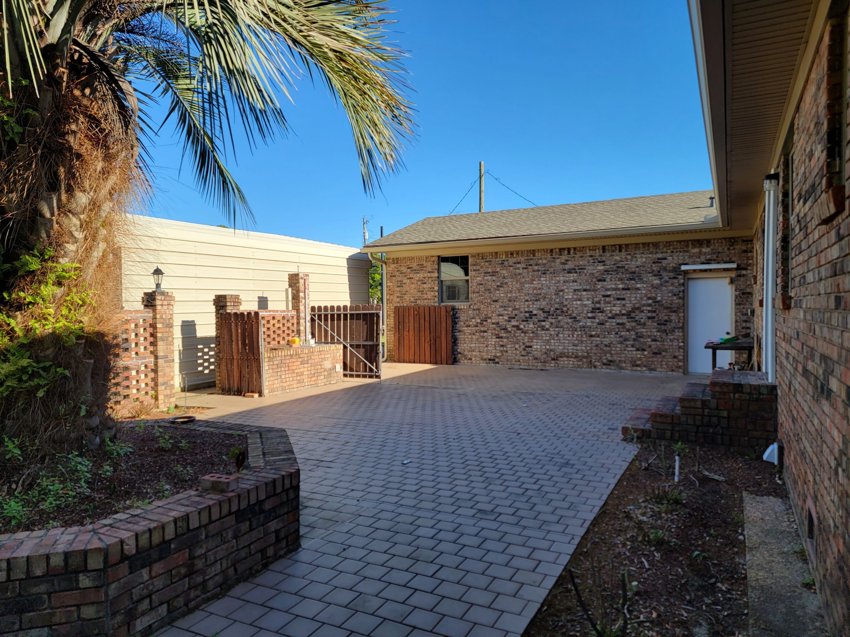 Patio Cover using Colorbeam by Titan Sunrooms