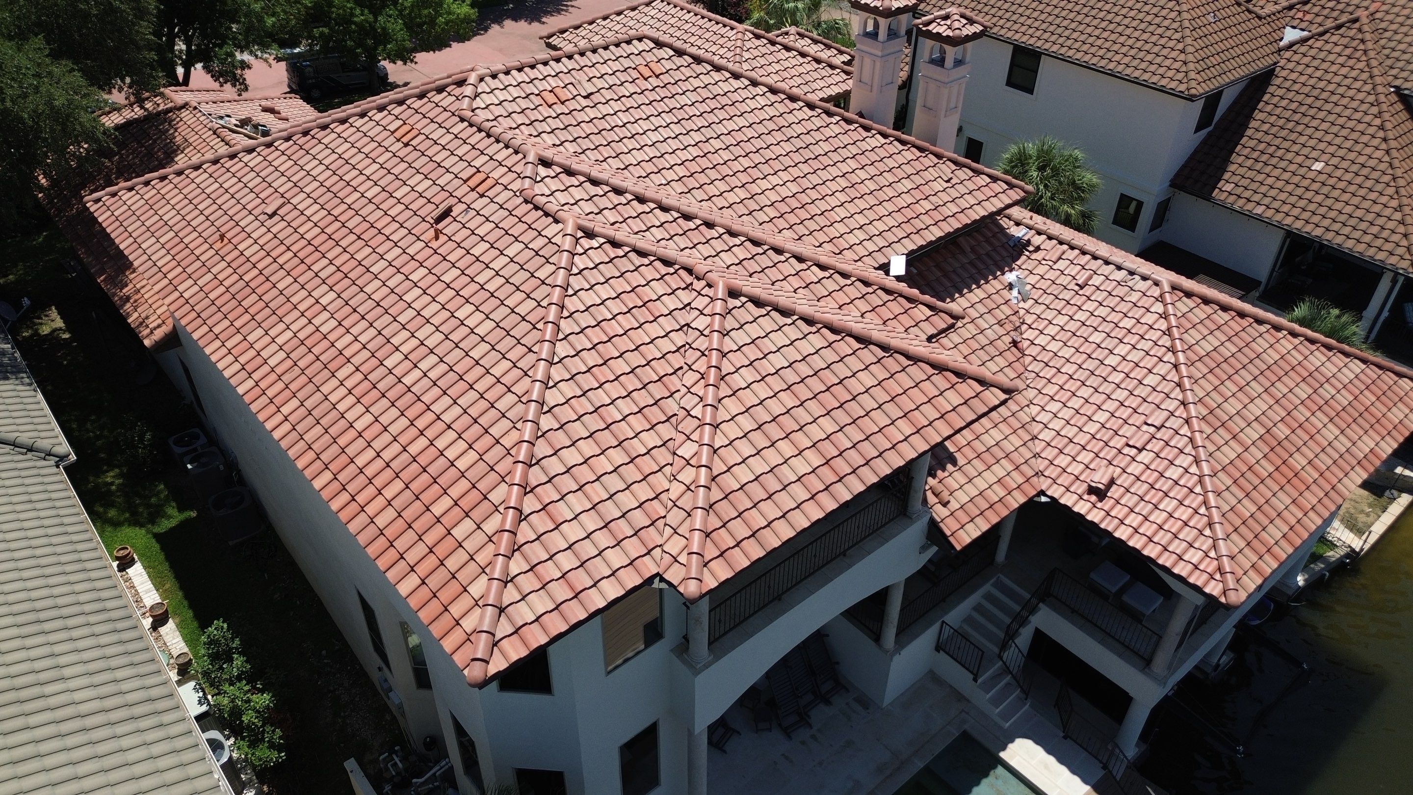 Roof Replacement - 78639 by bh roofing