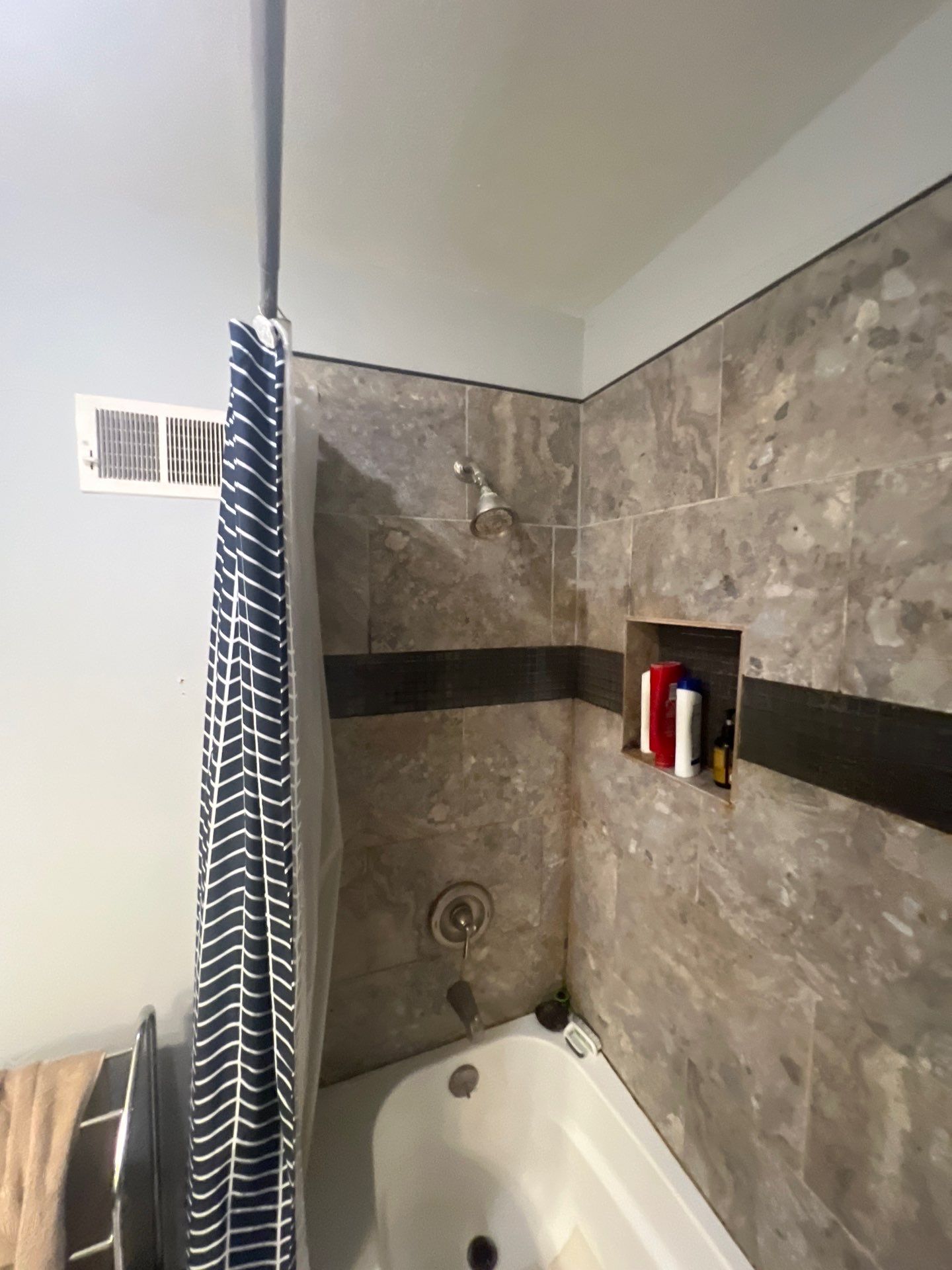 Bathtub Replacement with Onyx by The Shower Company