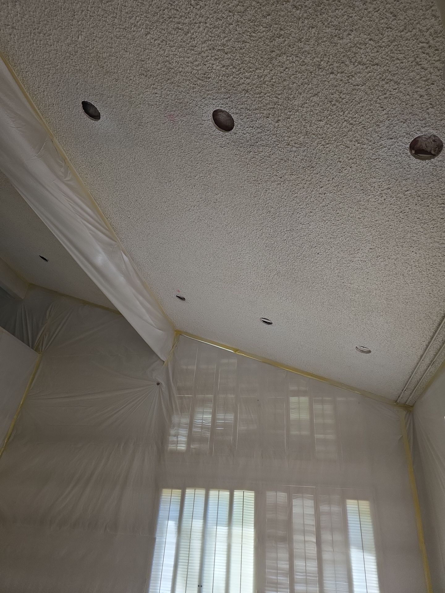 Proper containment is everything! by Ramirez Demolition Services Inc