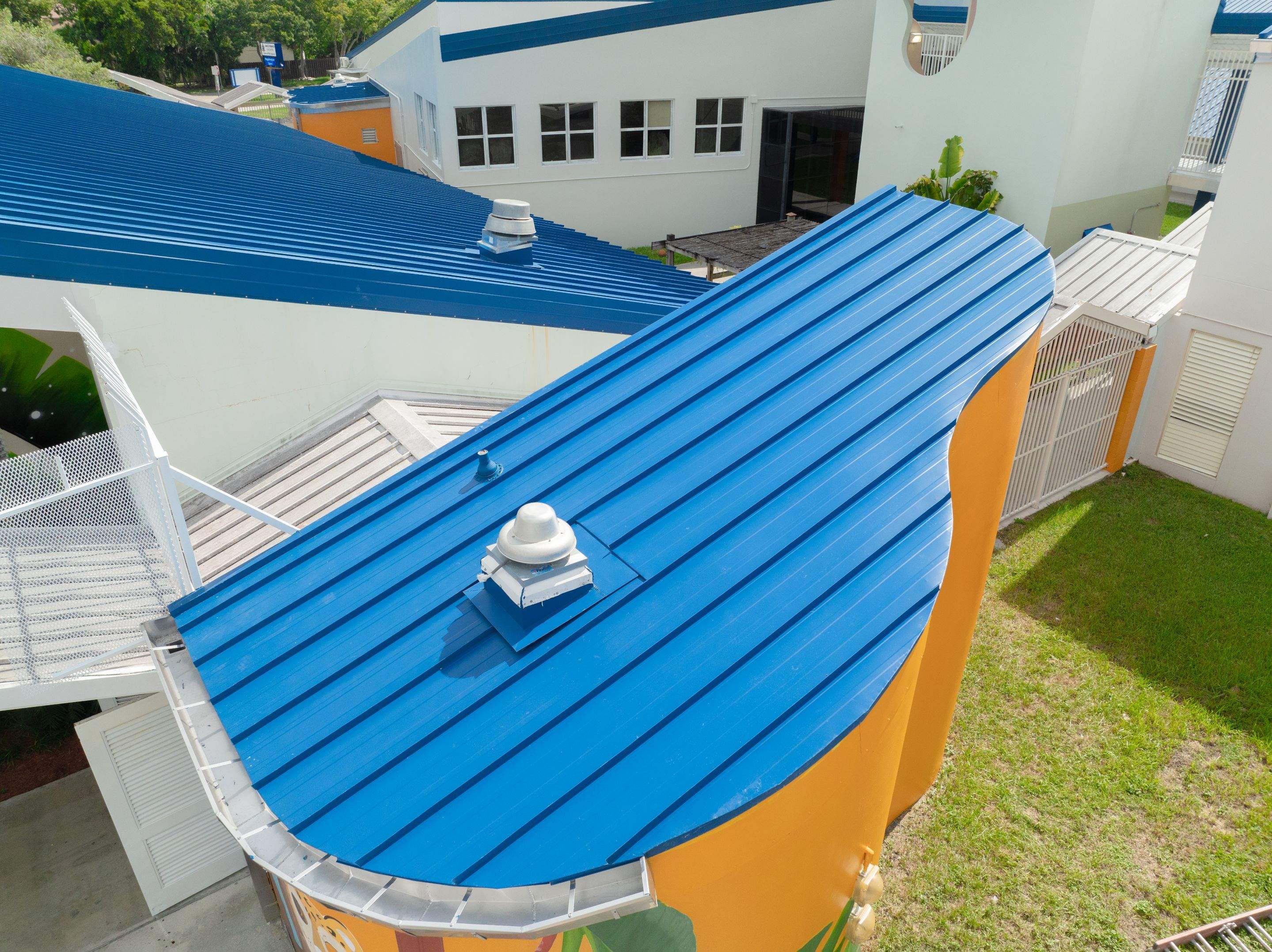 24ga 1.5" Mechanical Seam Slate Blue by Total Roofing System The Metal Roof Experts