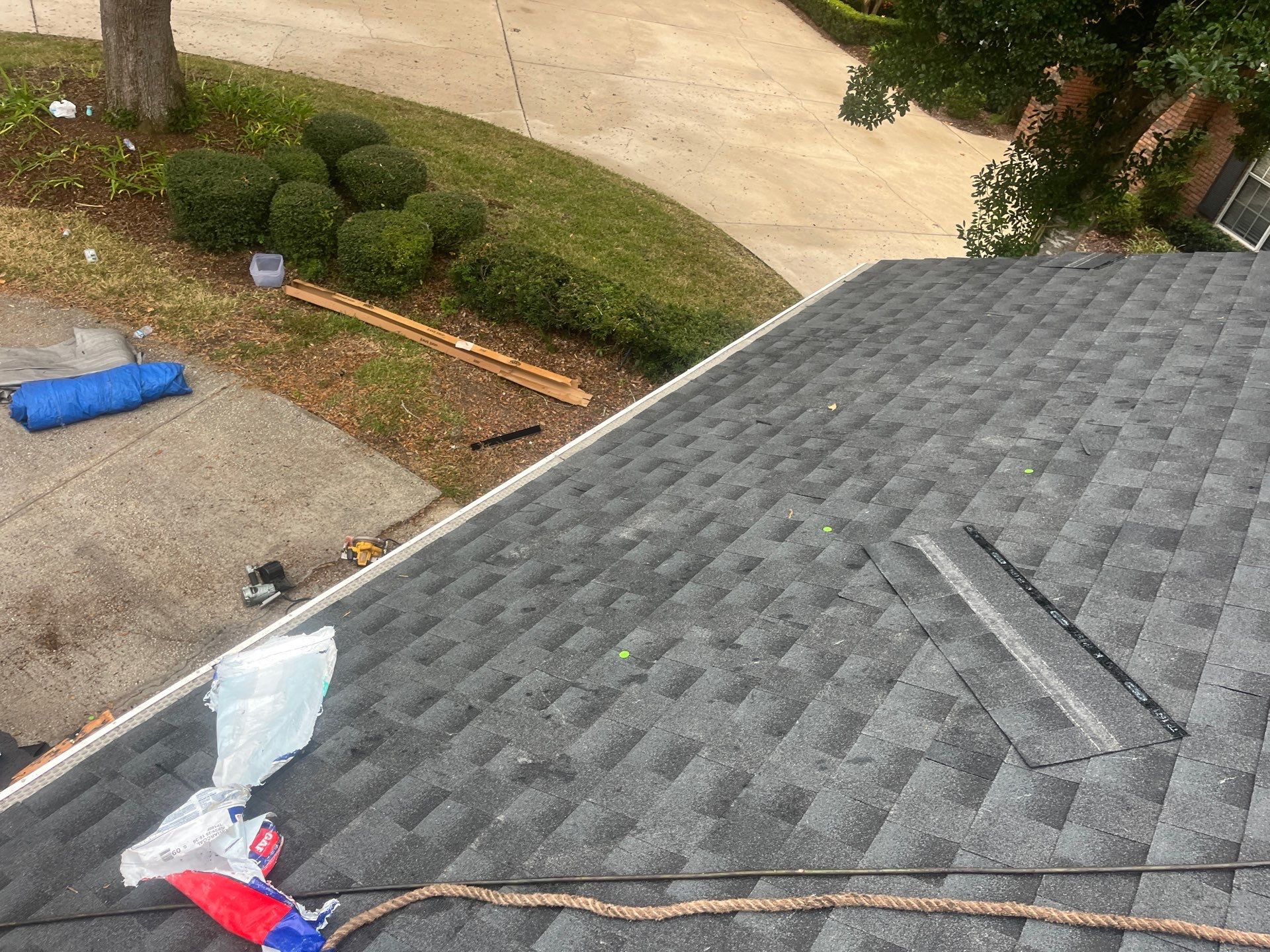 GAF Charcoal Architectural Shingle - Re-roof by Endless Summer Roofing Co.