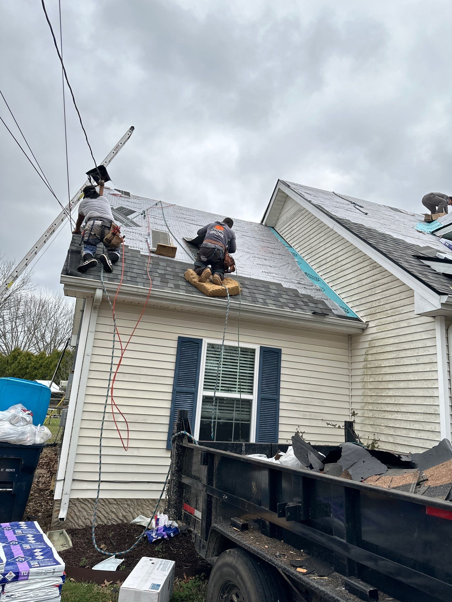 Residential Roofing Installation using GAF Timberline HDZ Harvest Blend in Nantucket Morning by Undersun Roofing 
