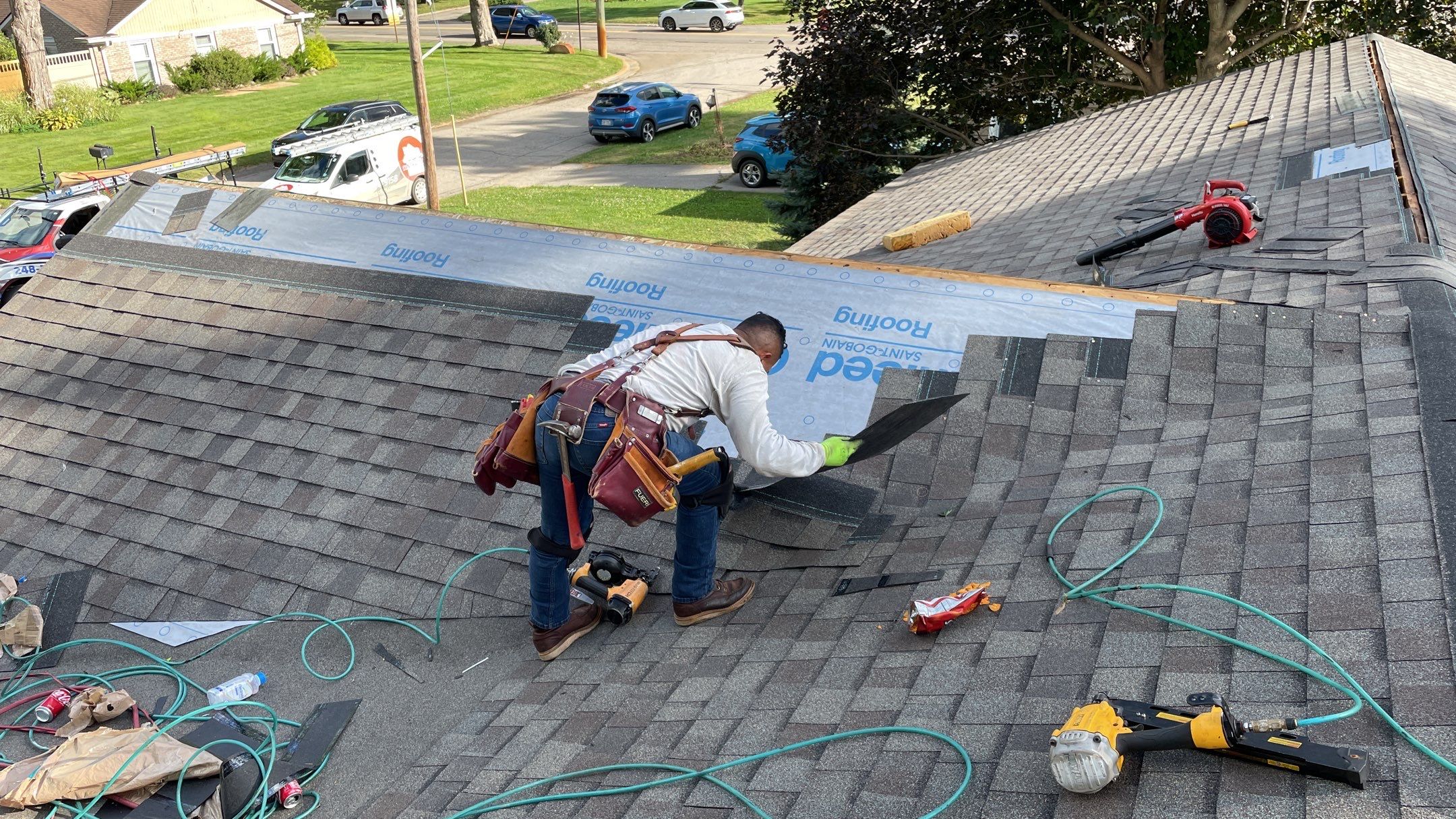 Roof Replacement using CertainTeed Landmark by 180 Contractors