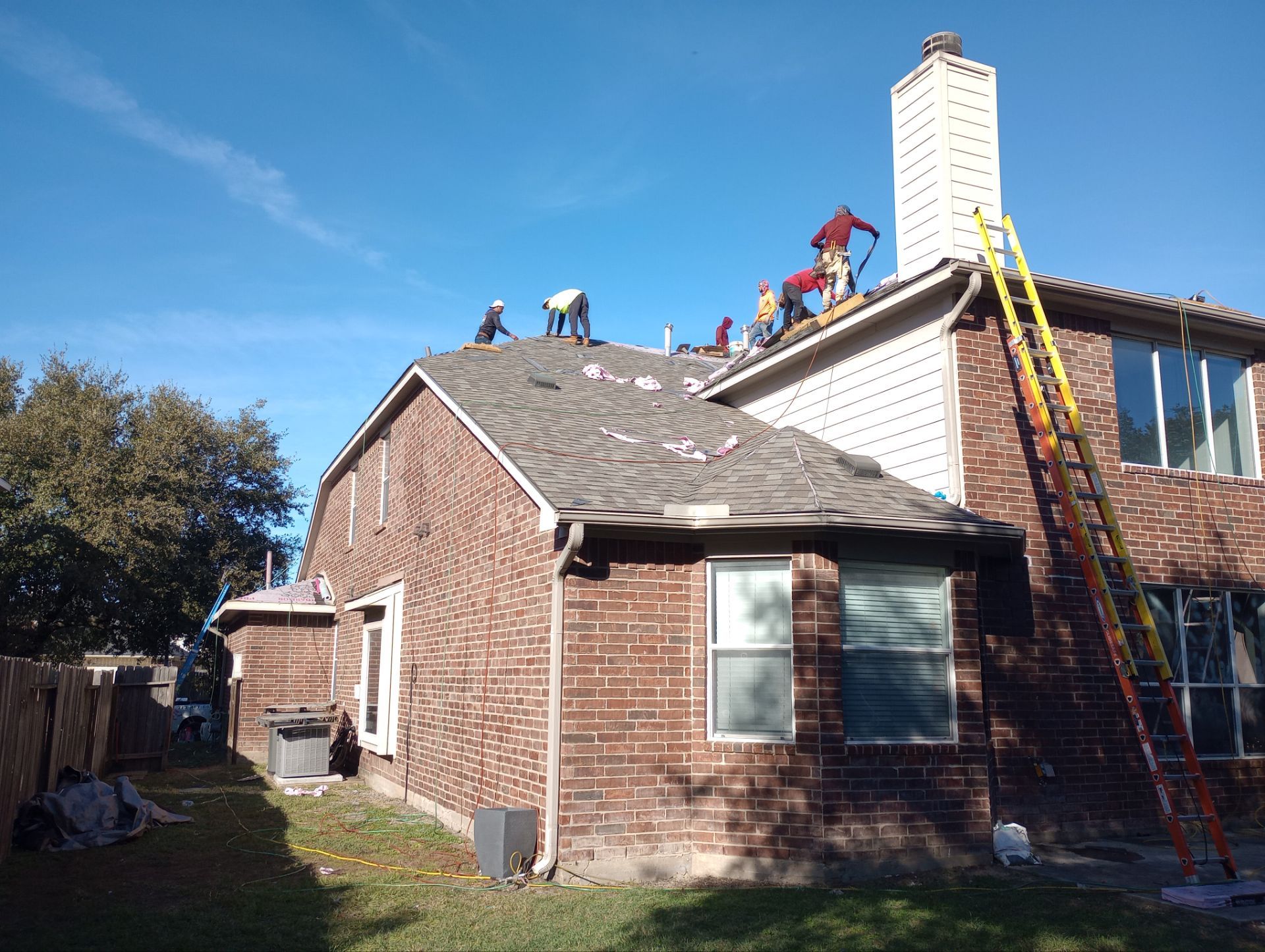 Residential Roofing Installation using Owen's Corning Duration (Lifetime) Shingles by Roof Repair Company
