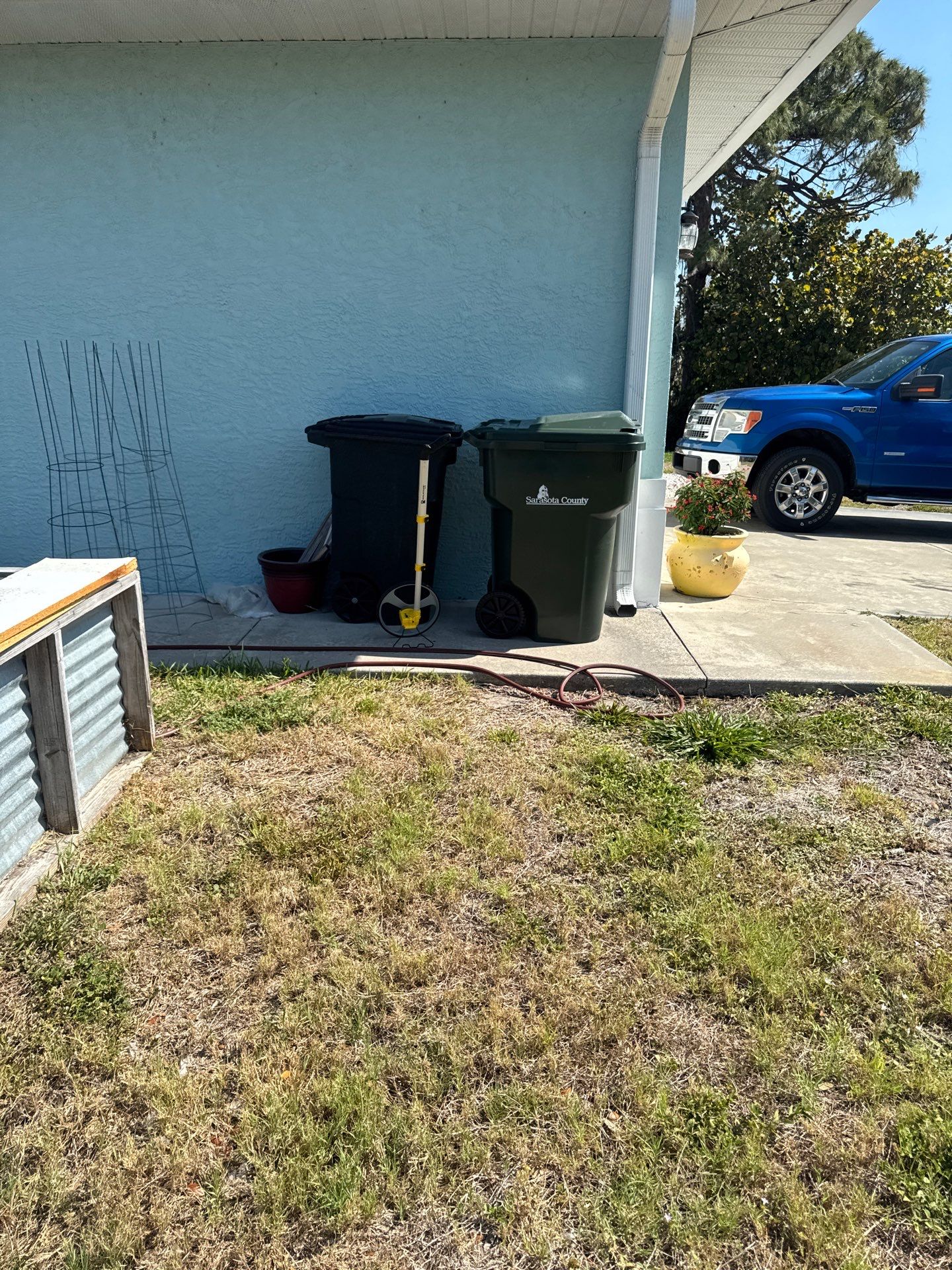 1052 Graham Rd  by H&Y Fence