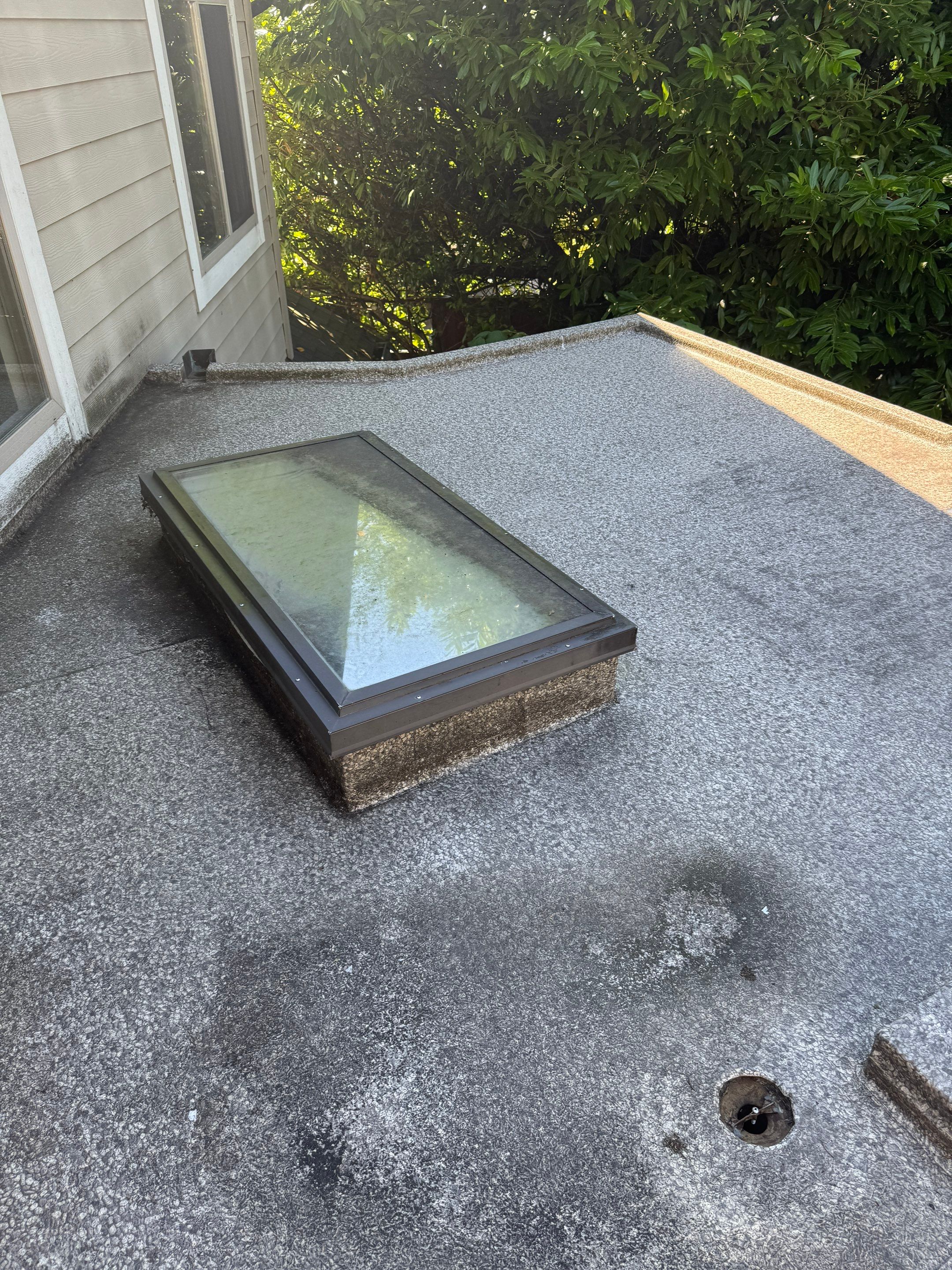 Gutter Cleaning in West Vancouver by YVR Construction Group