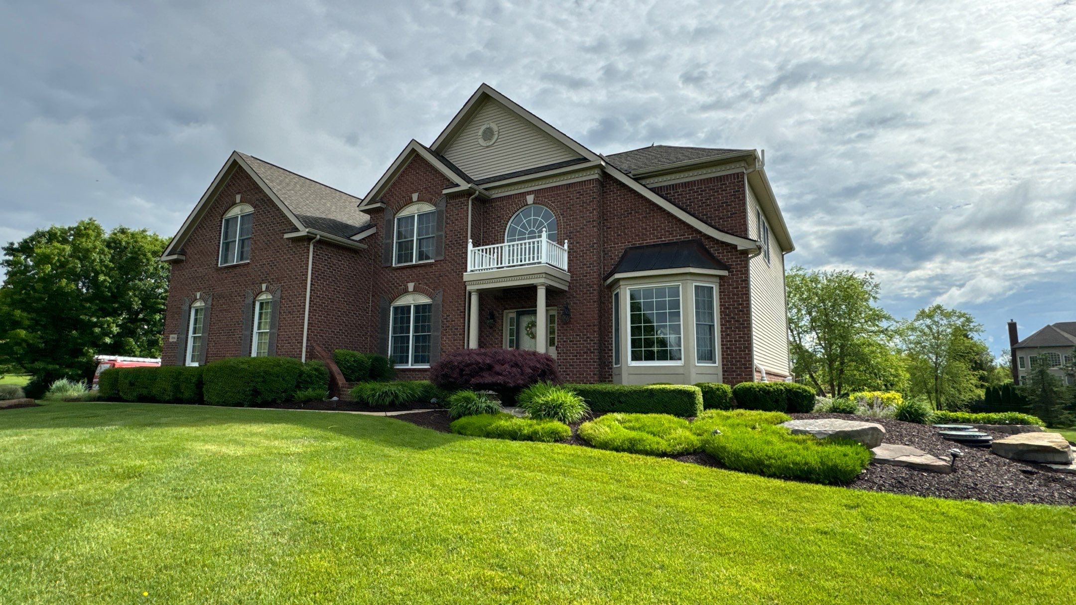 Roof Replacement using CertainTeed Landmark by 180 Contractors