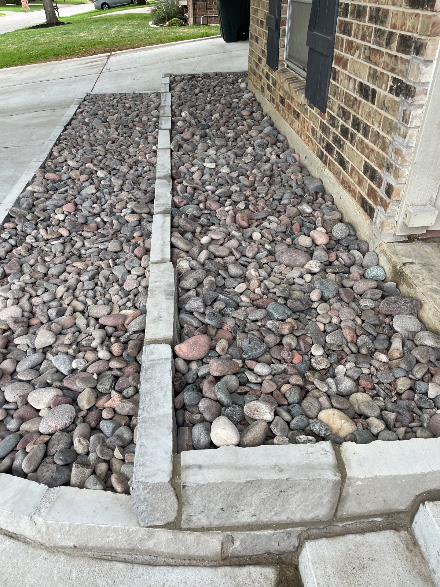 Stone Borders by Peterson’s