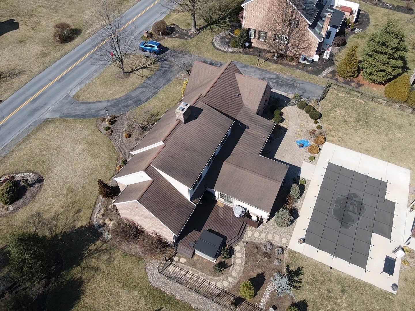 Roof Installation using Gaf Hdz Architectural Shingle - Hickory by Teflon Roofing