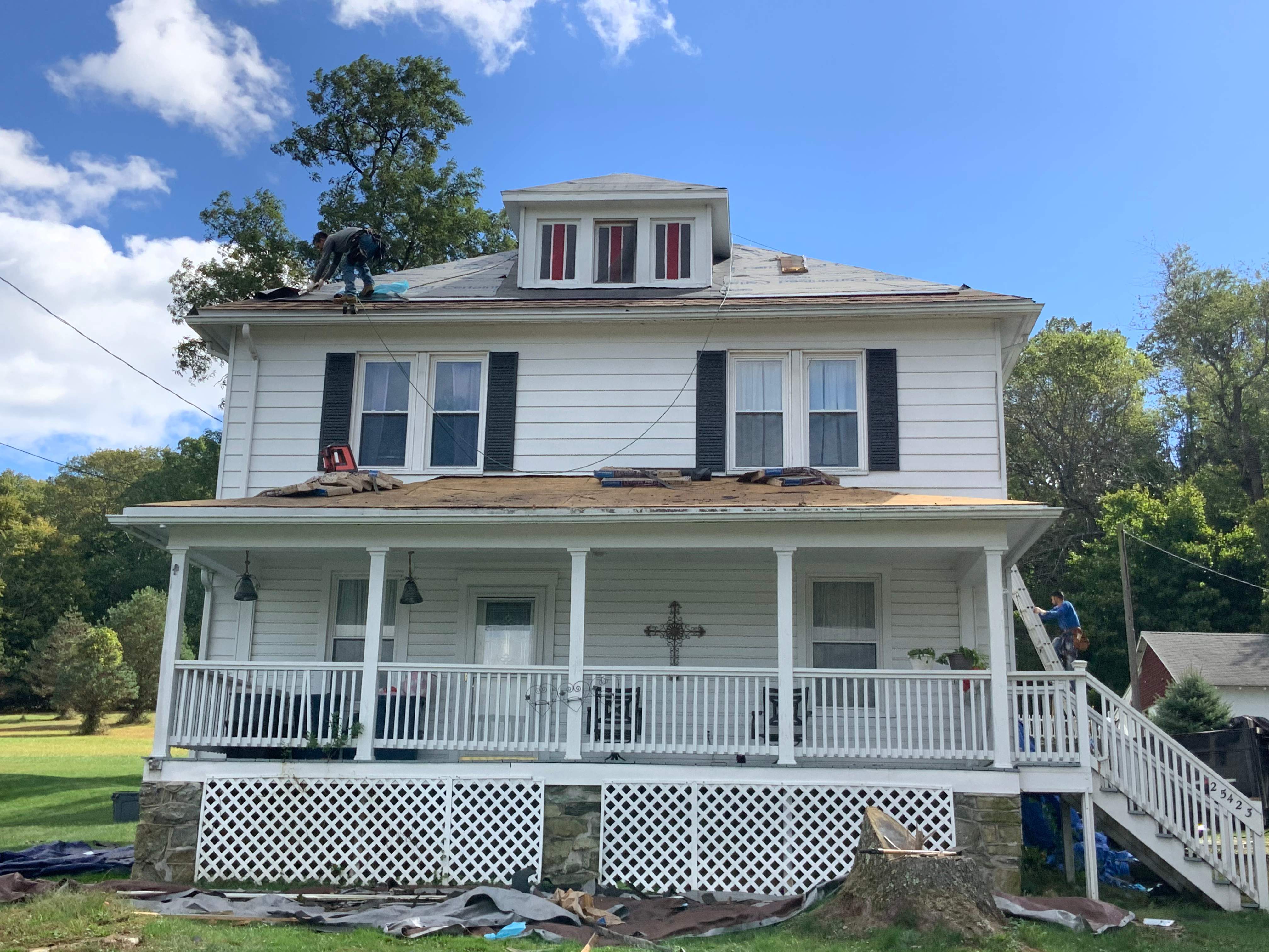 Residential Roofing Installation using Max Def Resawn Shake by Alpha Design Services